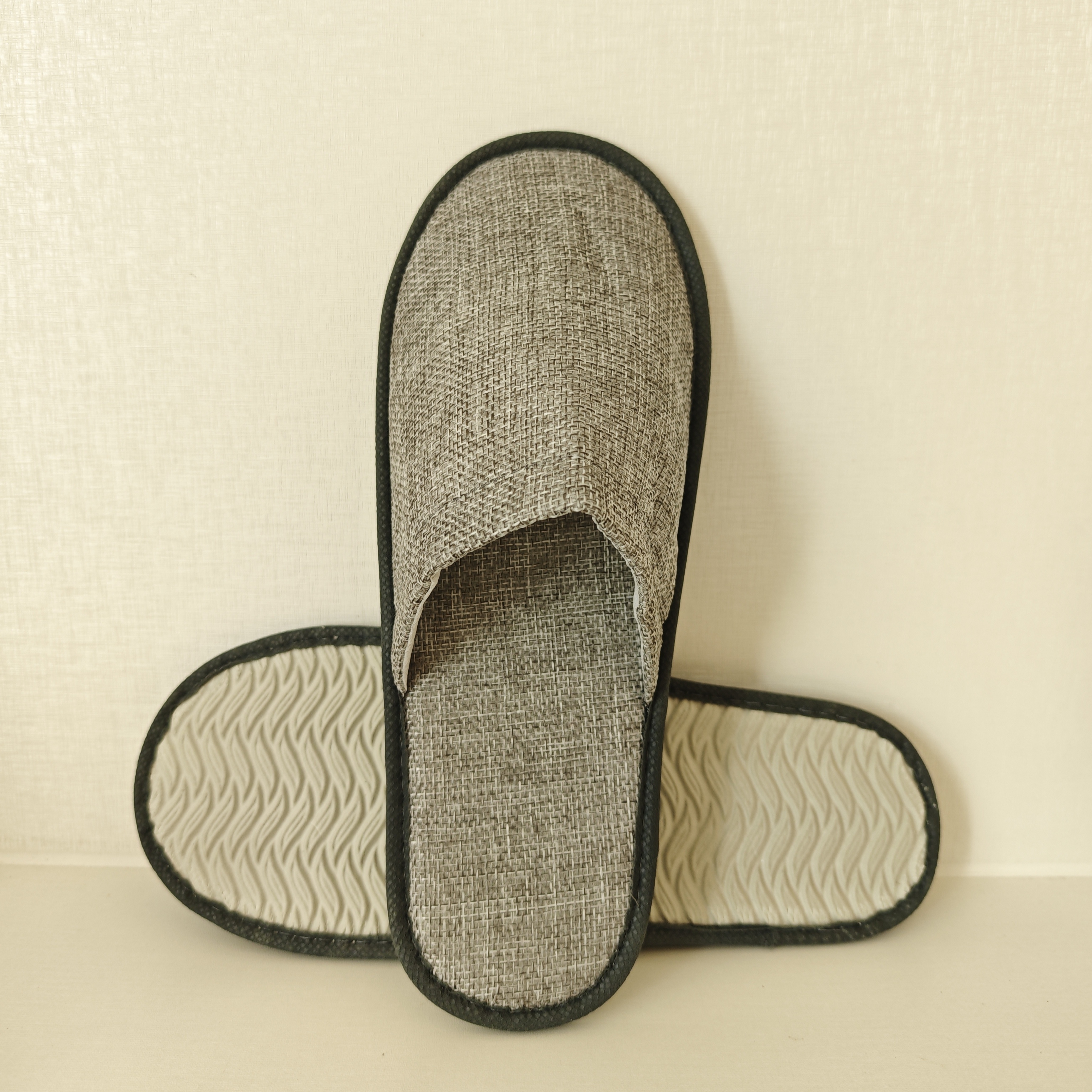 010-Hotel Disposable Slippers