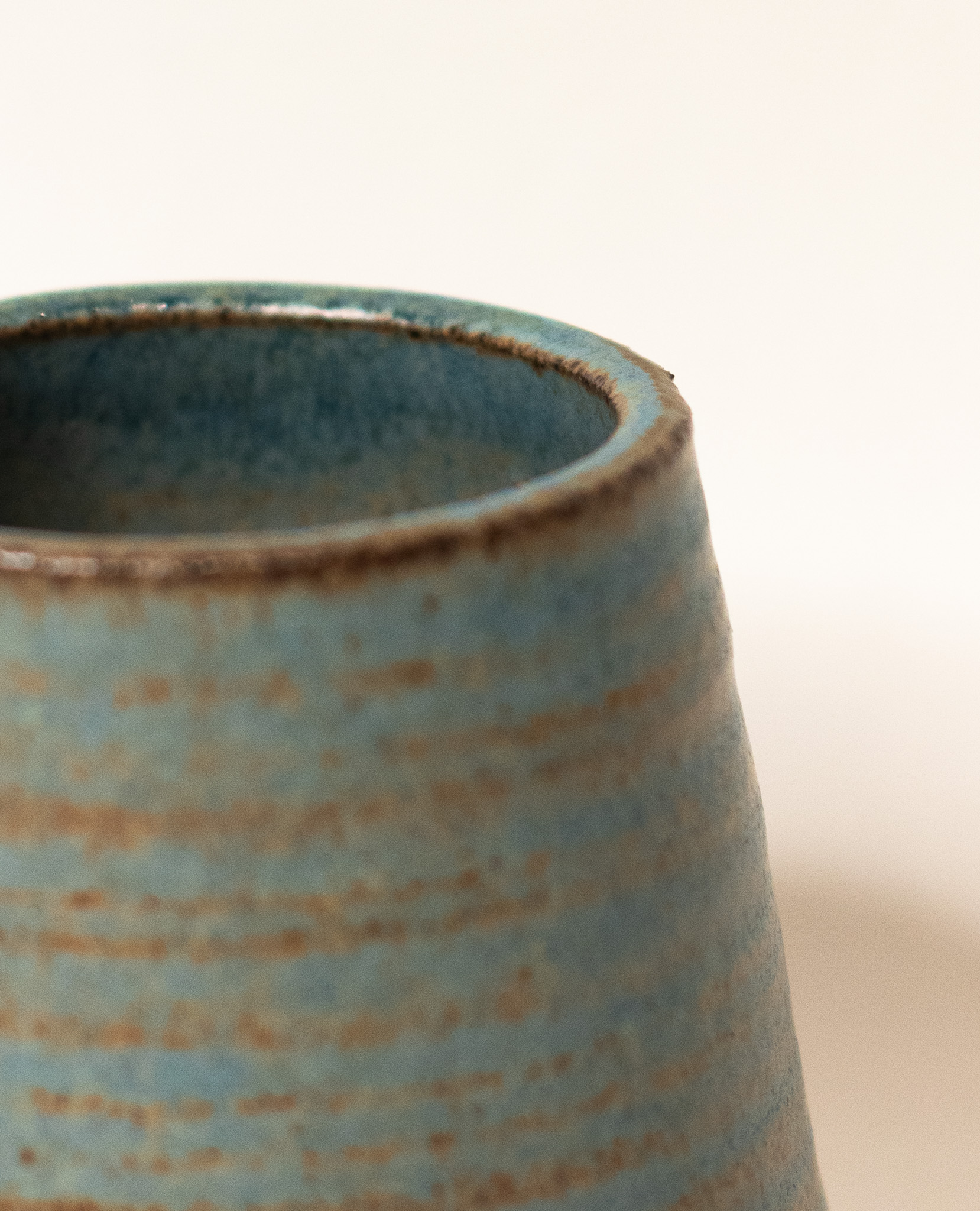 Espressobecher | Der Schwebende