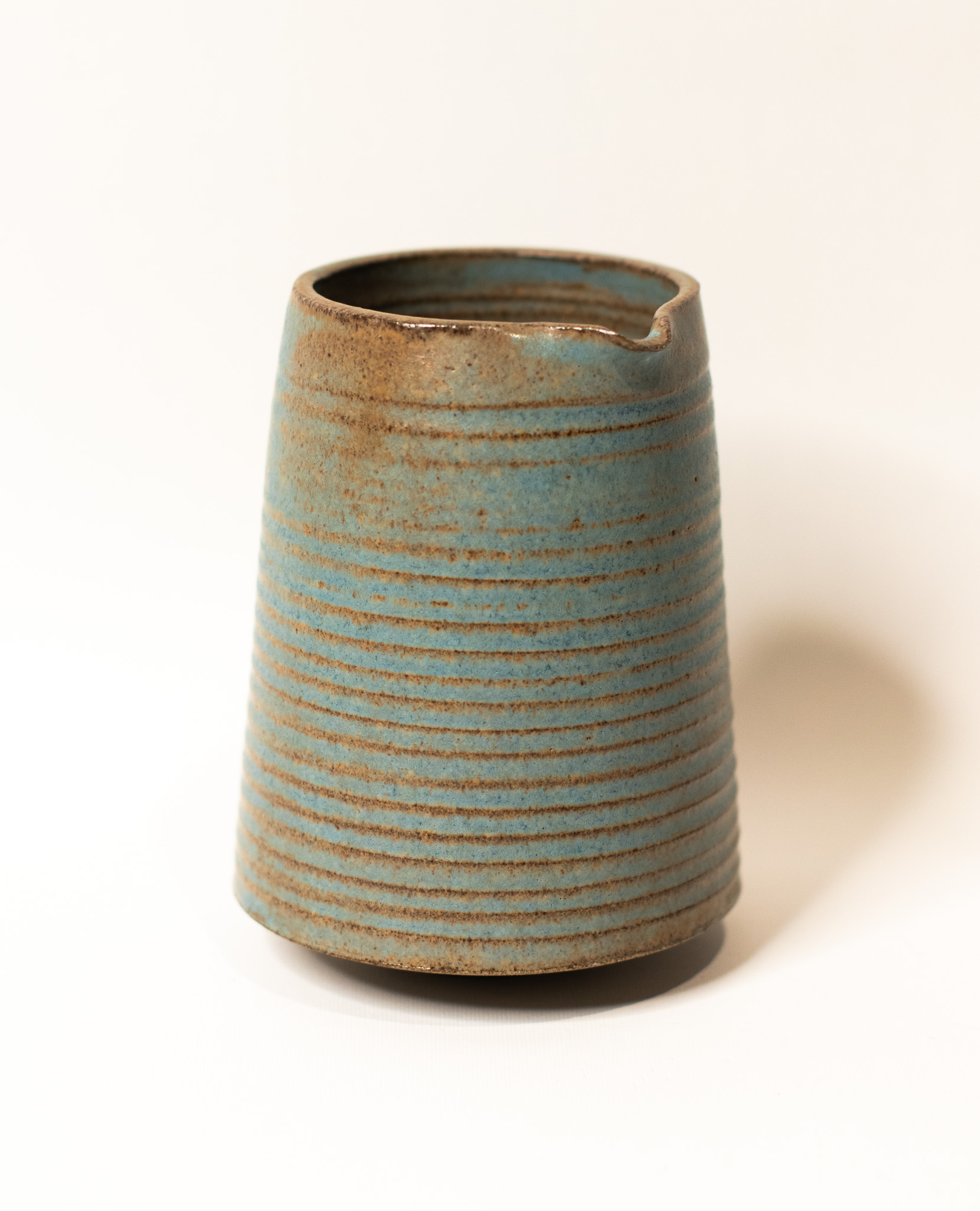 Krug Mittel | Der Schwebende