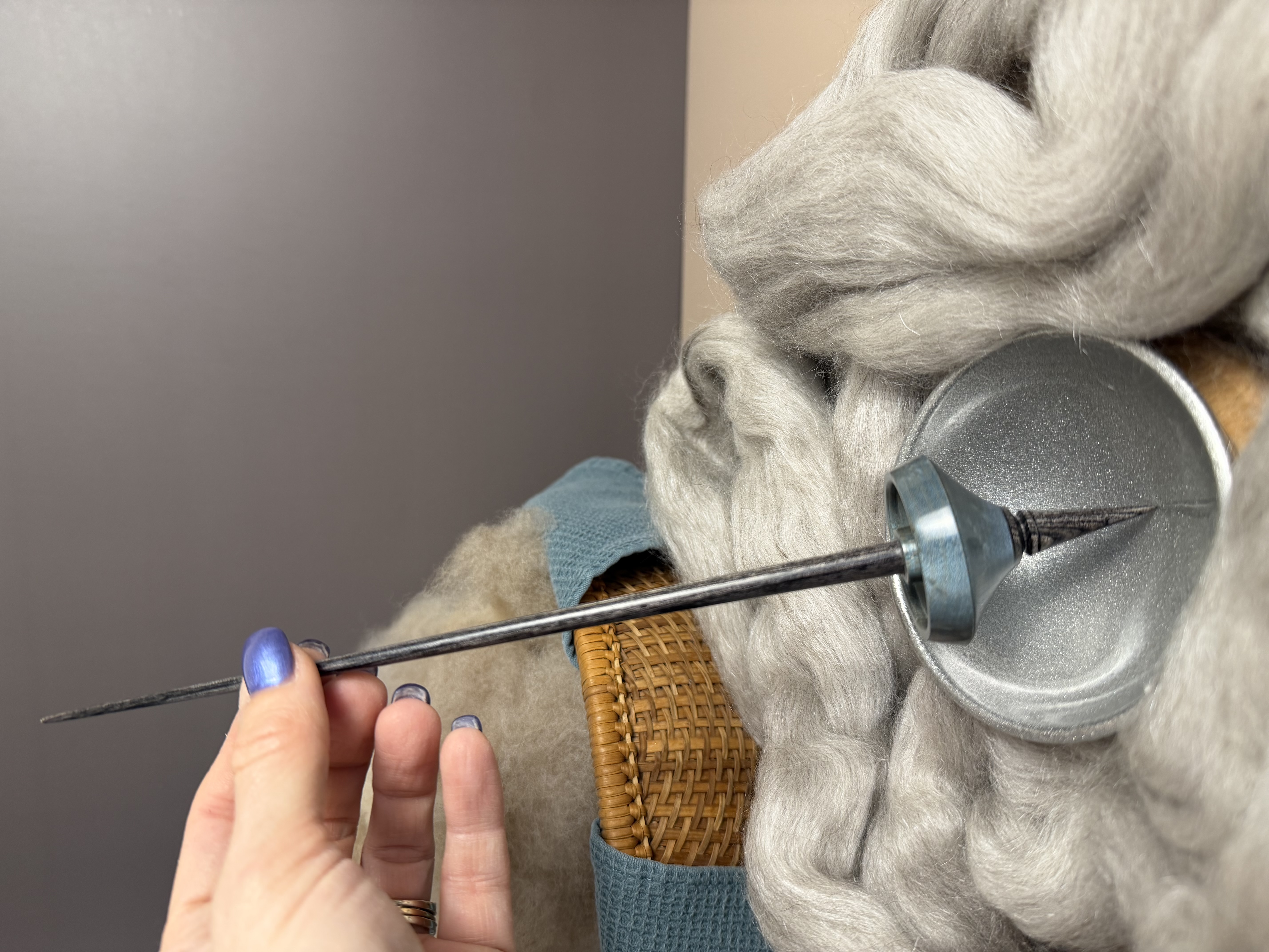 Support Spindle - "Stiletto" - Blue Maple