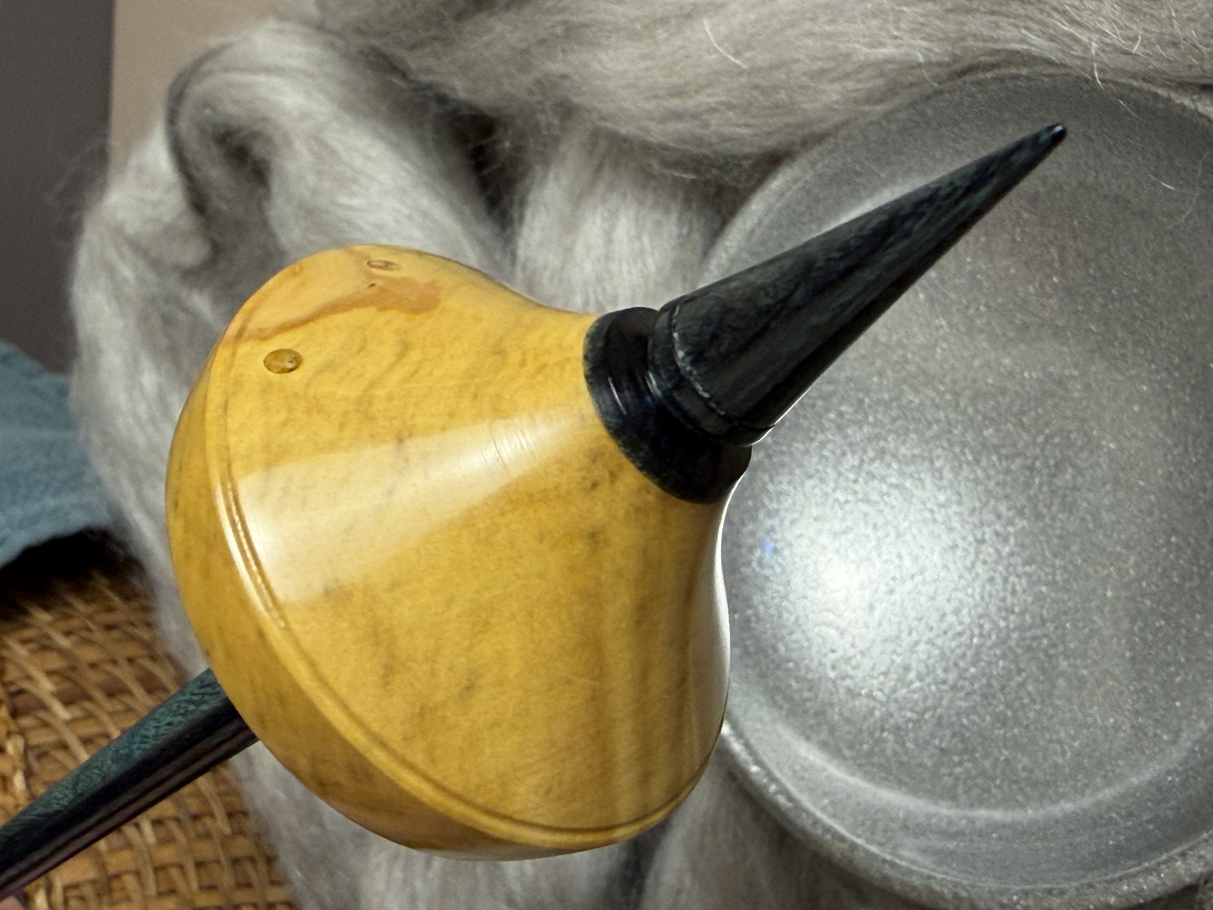 Support Spindle - "Stiletto" - Boxwood