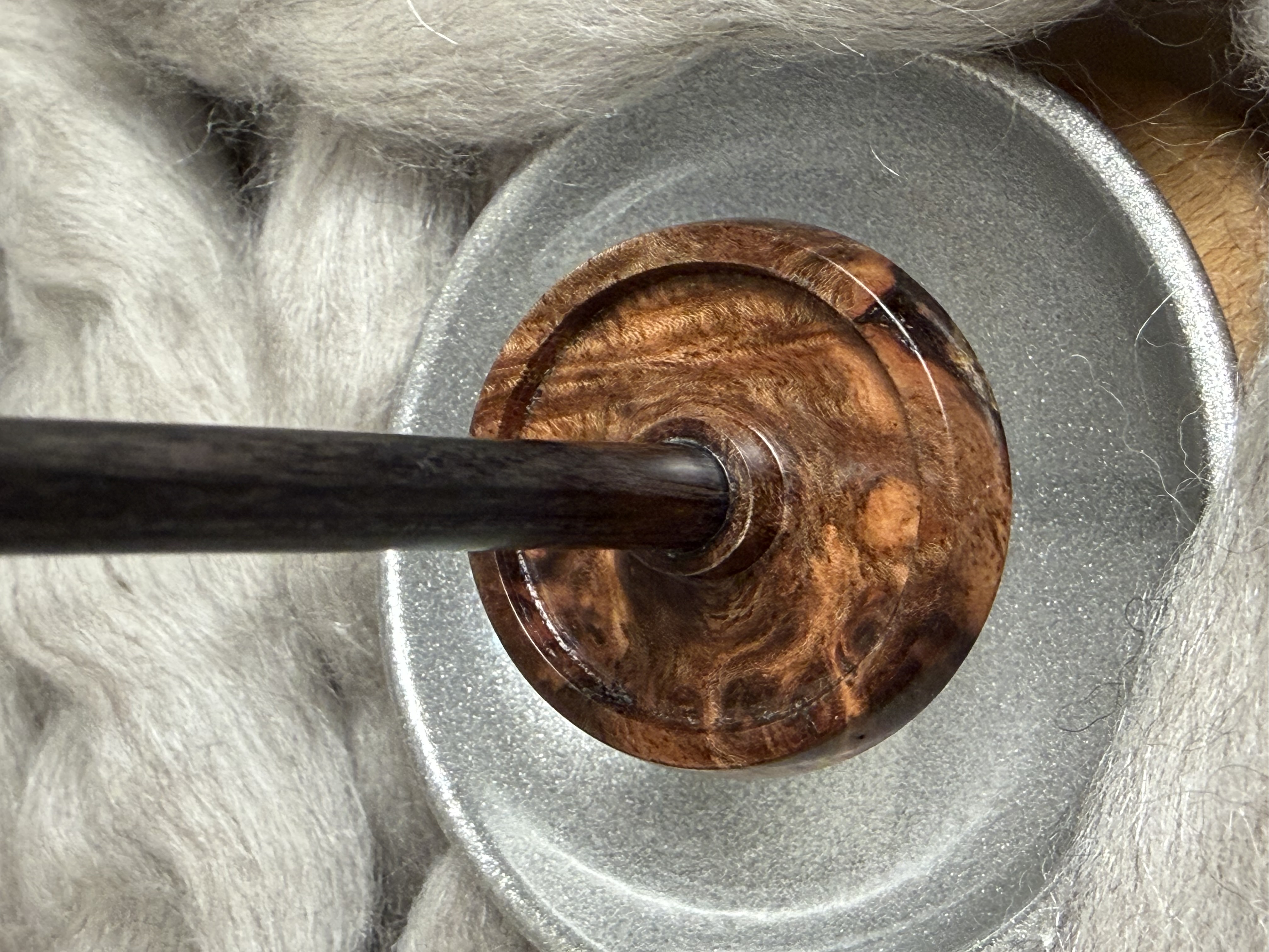 Support Spindle - "Stiletto" - Weru Burl