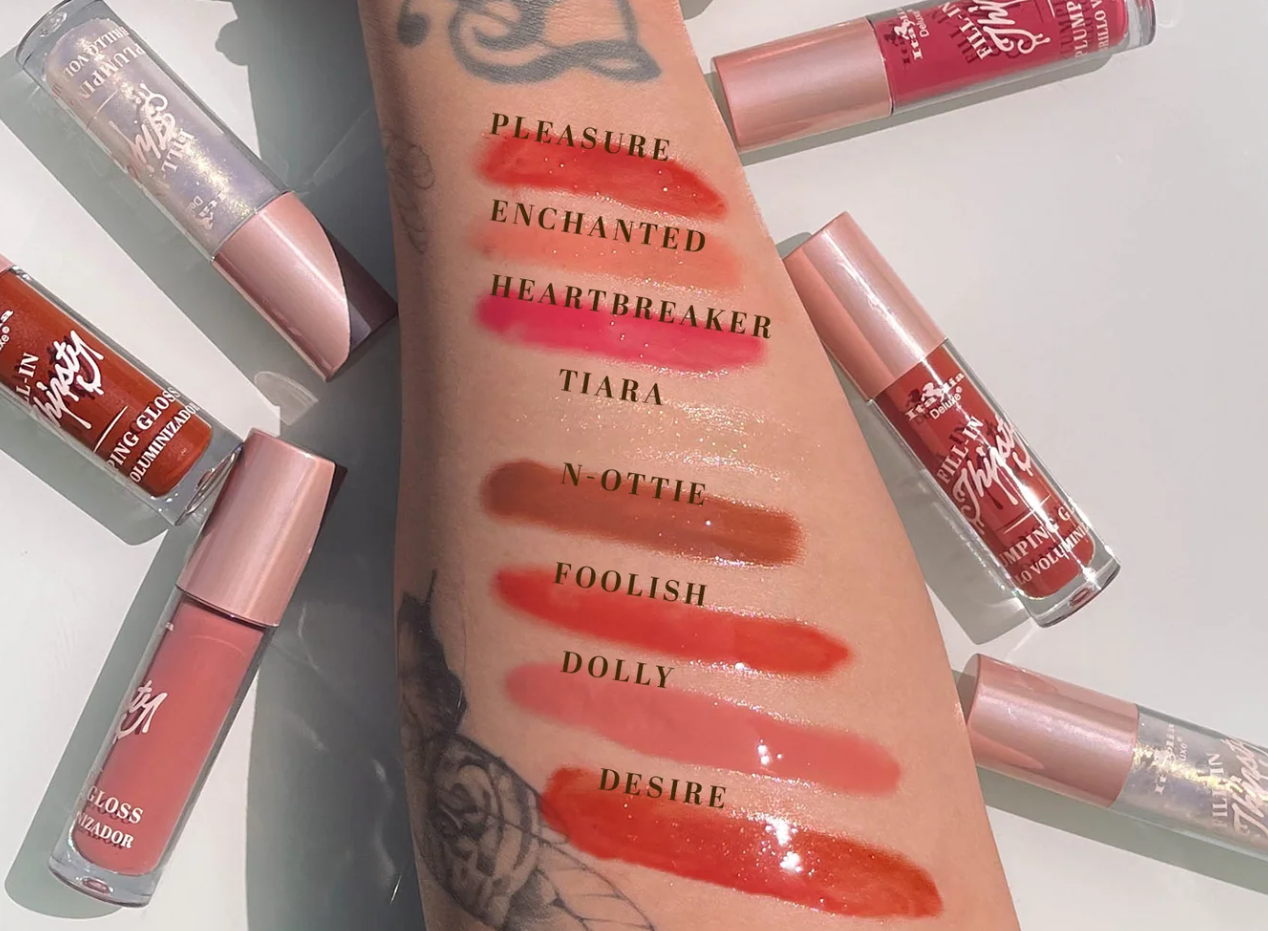 Fill-In Thirsty Colored Plumping Gloss