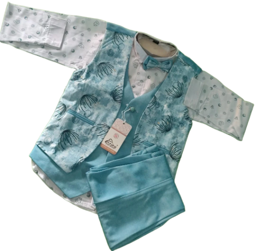 बच्चों के लिए पारंपरिक सूट