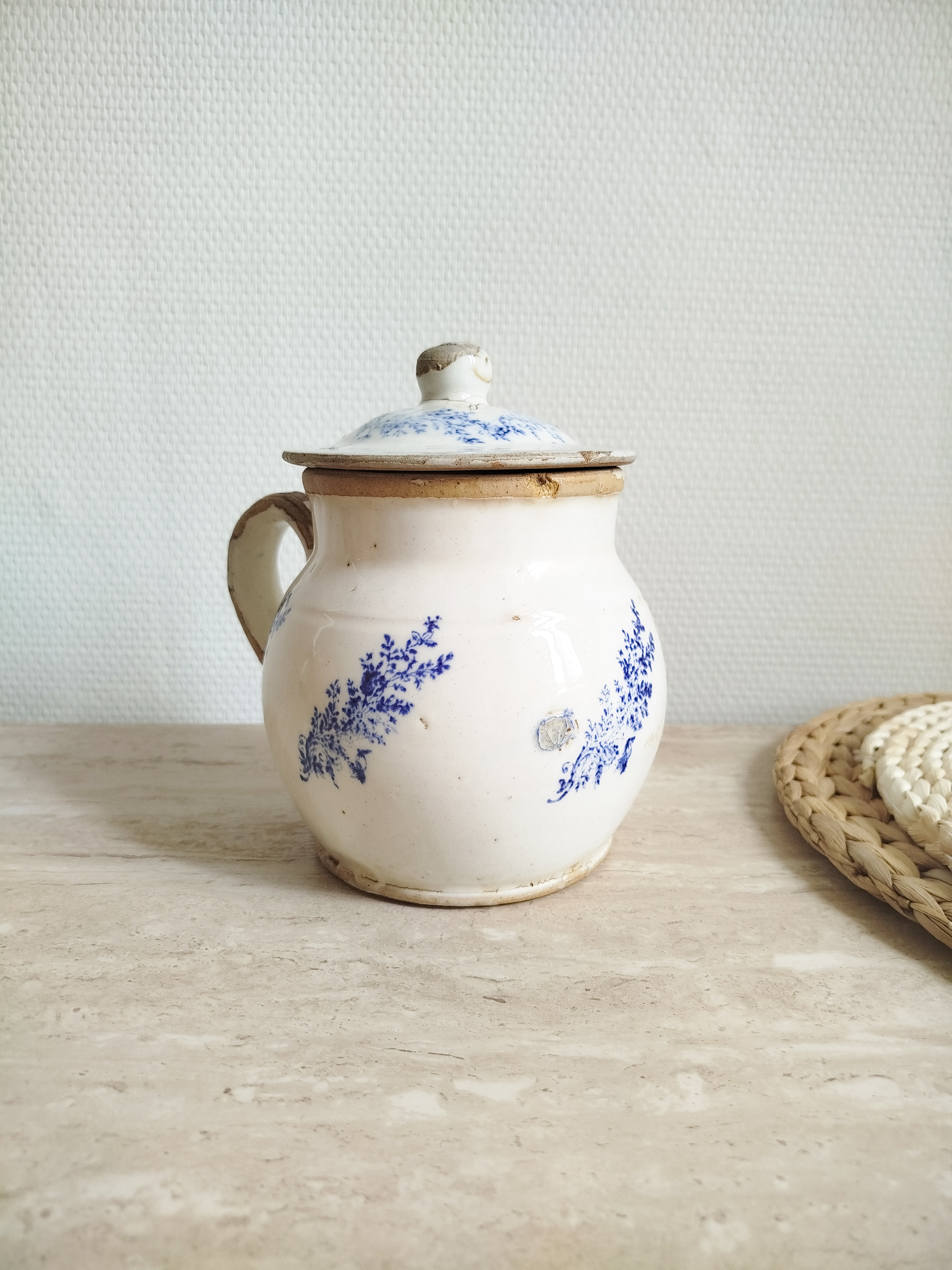 Pot antique style St Uze 