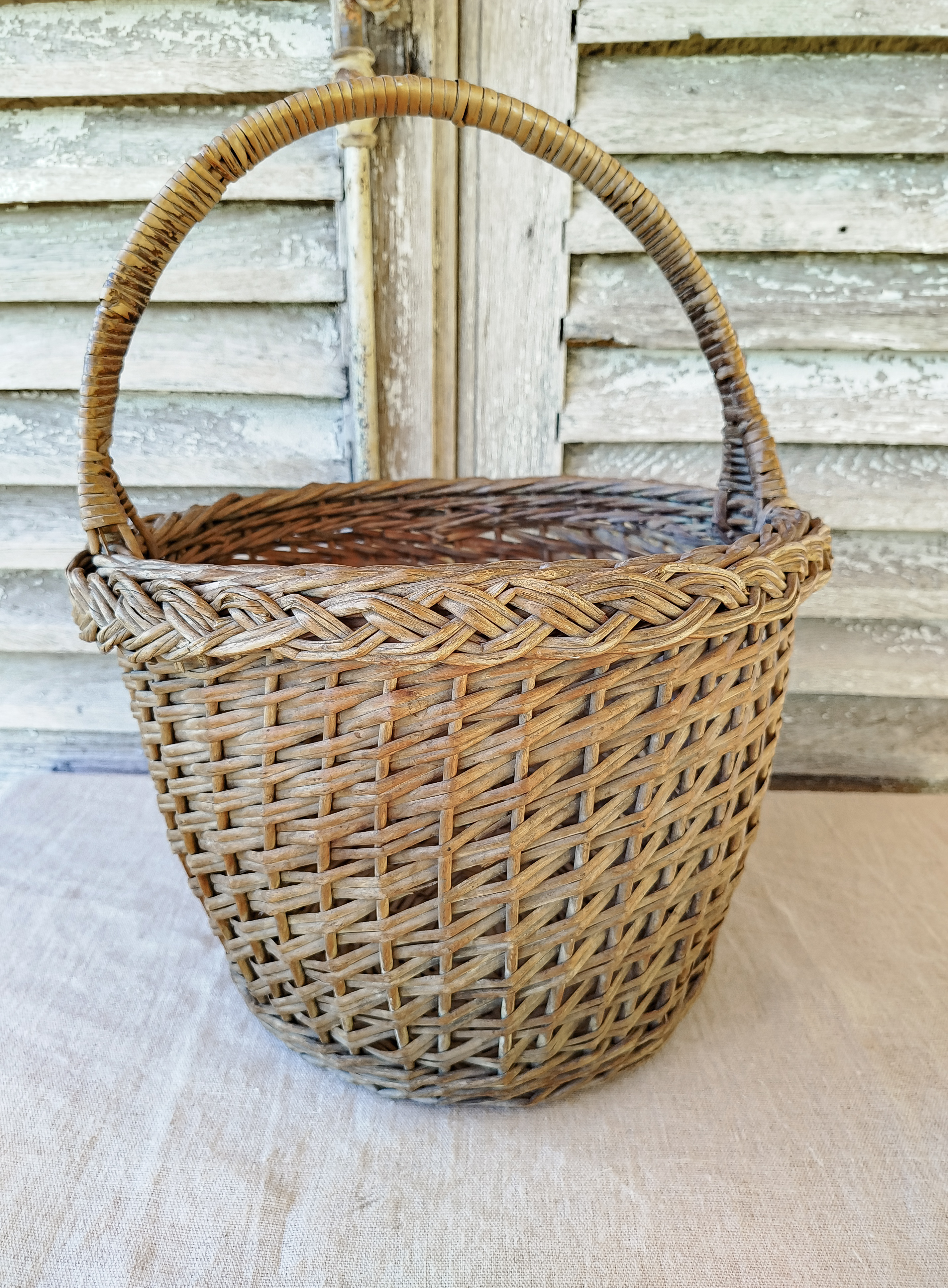 Panier rustique ancien 