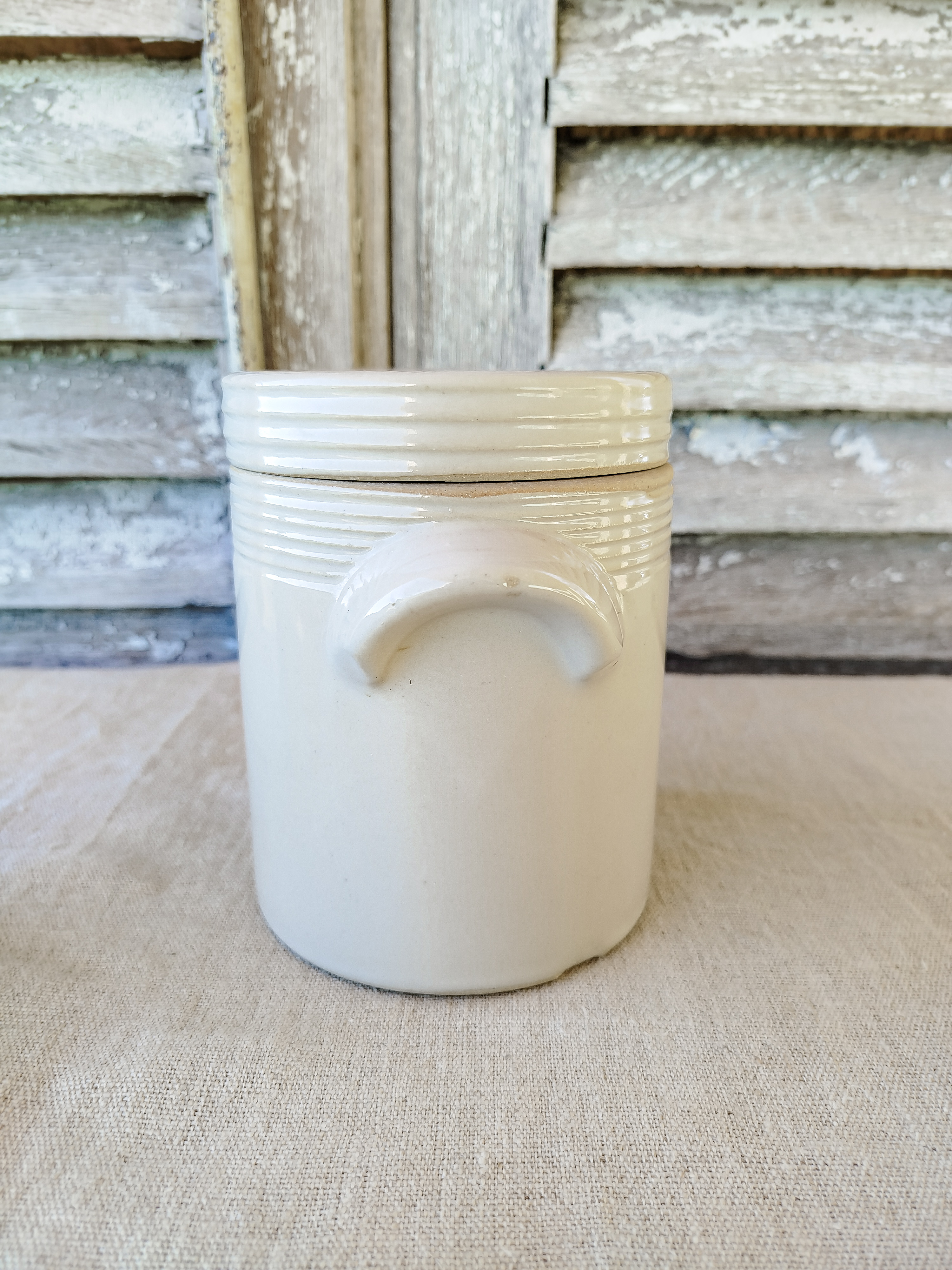 Pot à épices en grès 