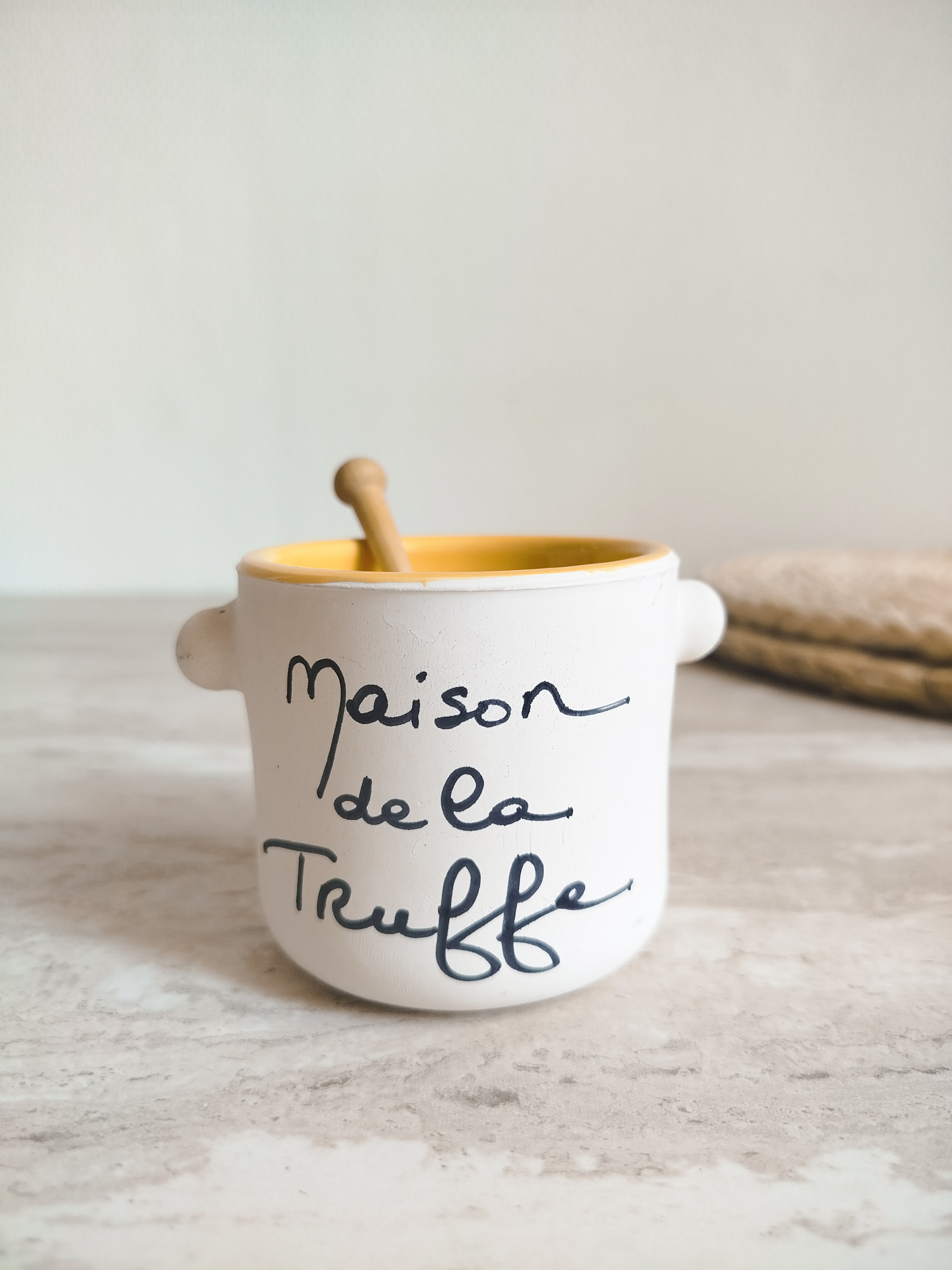 Pot terracotta " Moutarde à la truffe"