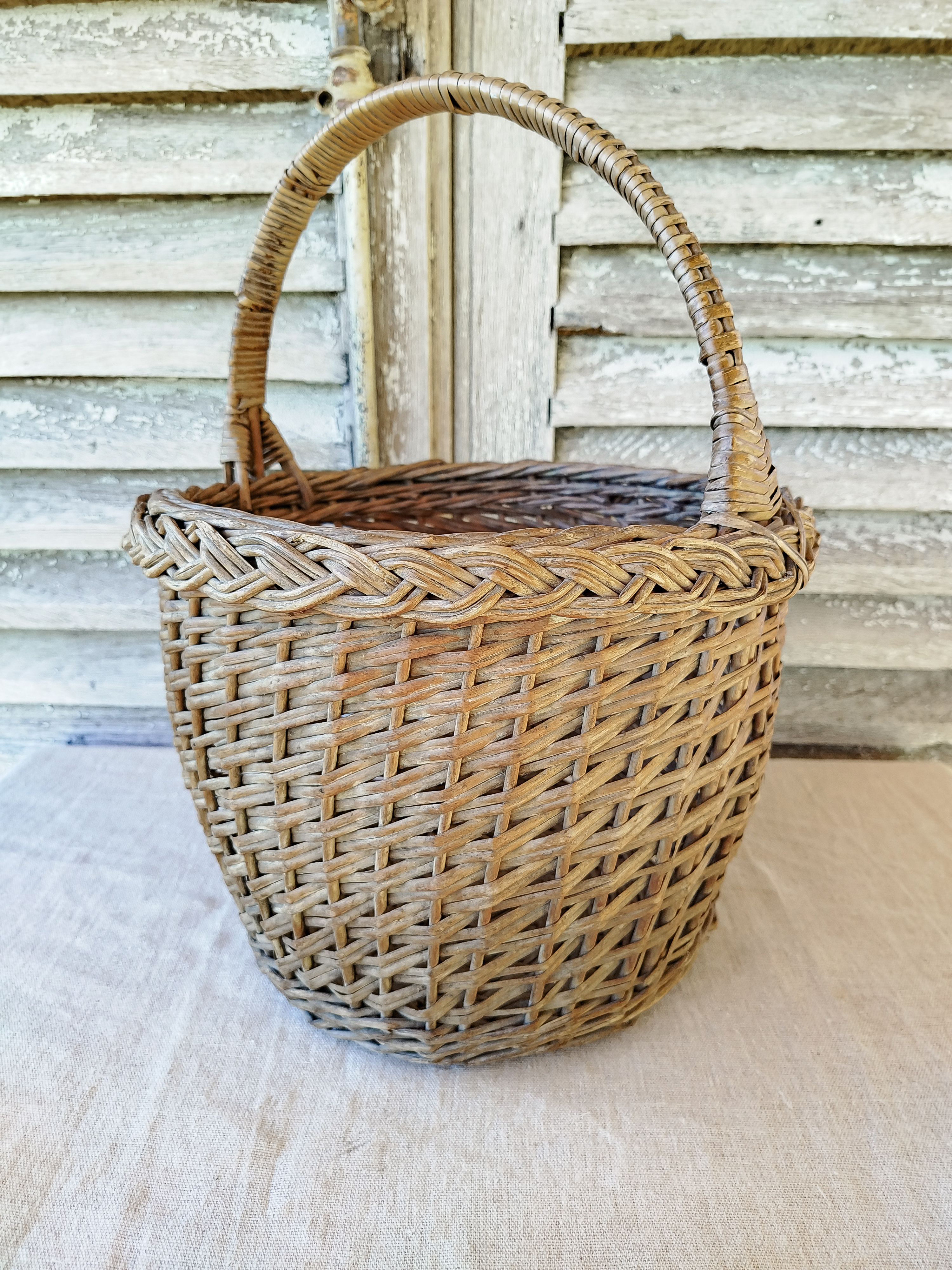 Panier rustique ancien 