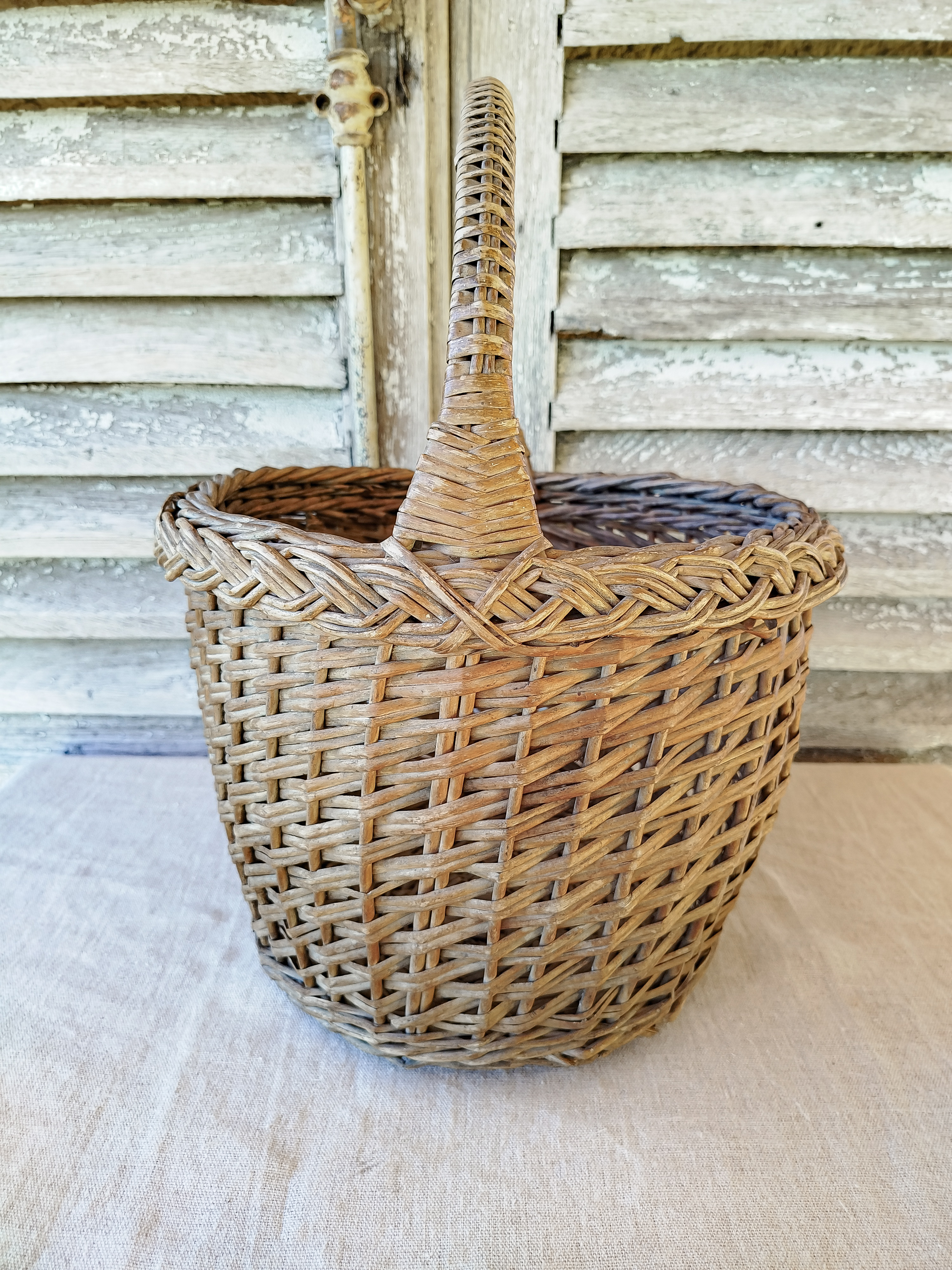 Panier rustique ancien 