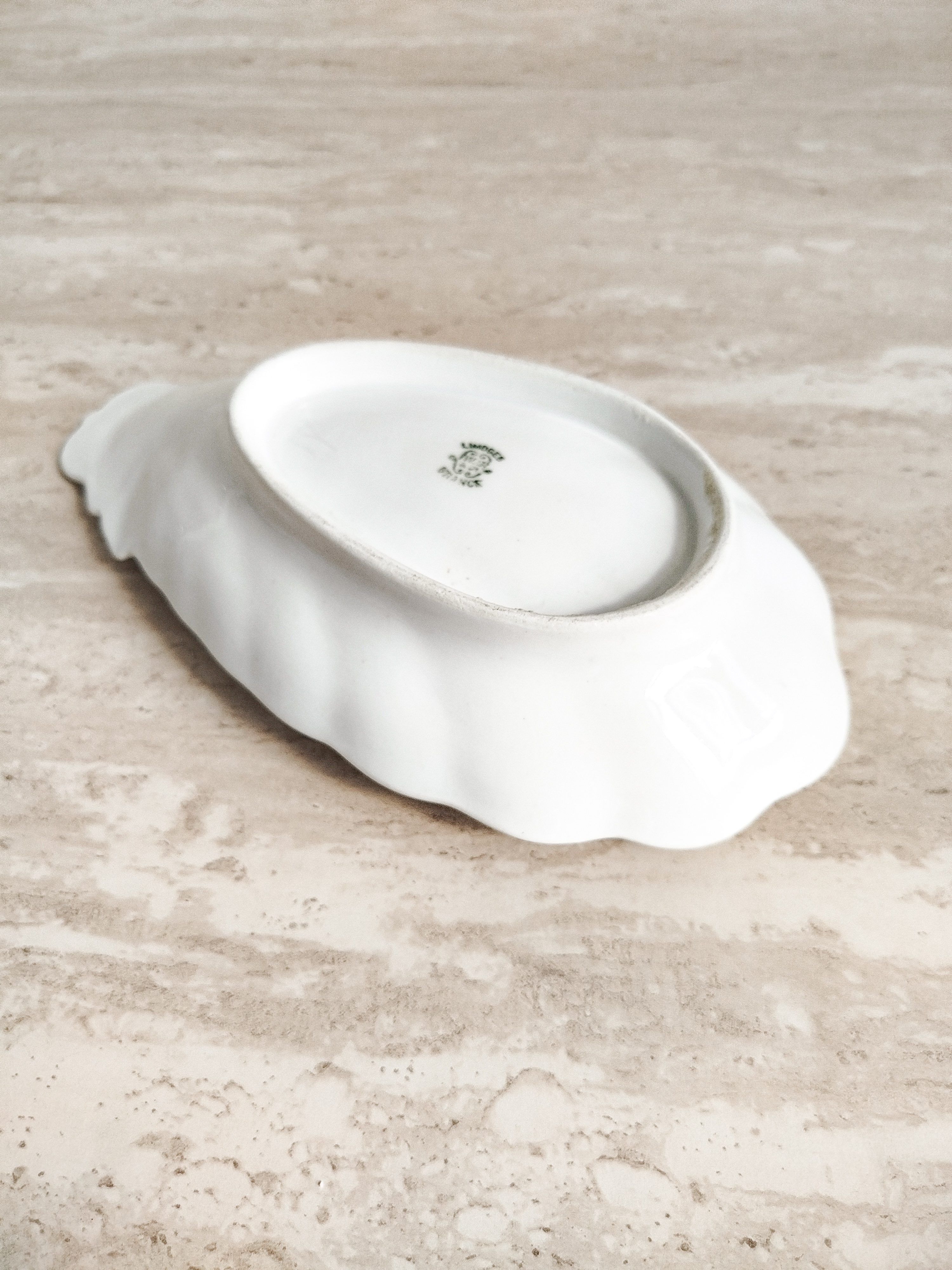 Porte savon en porcelaine de Limoges 