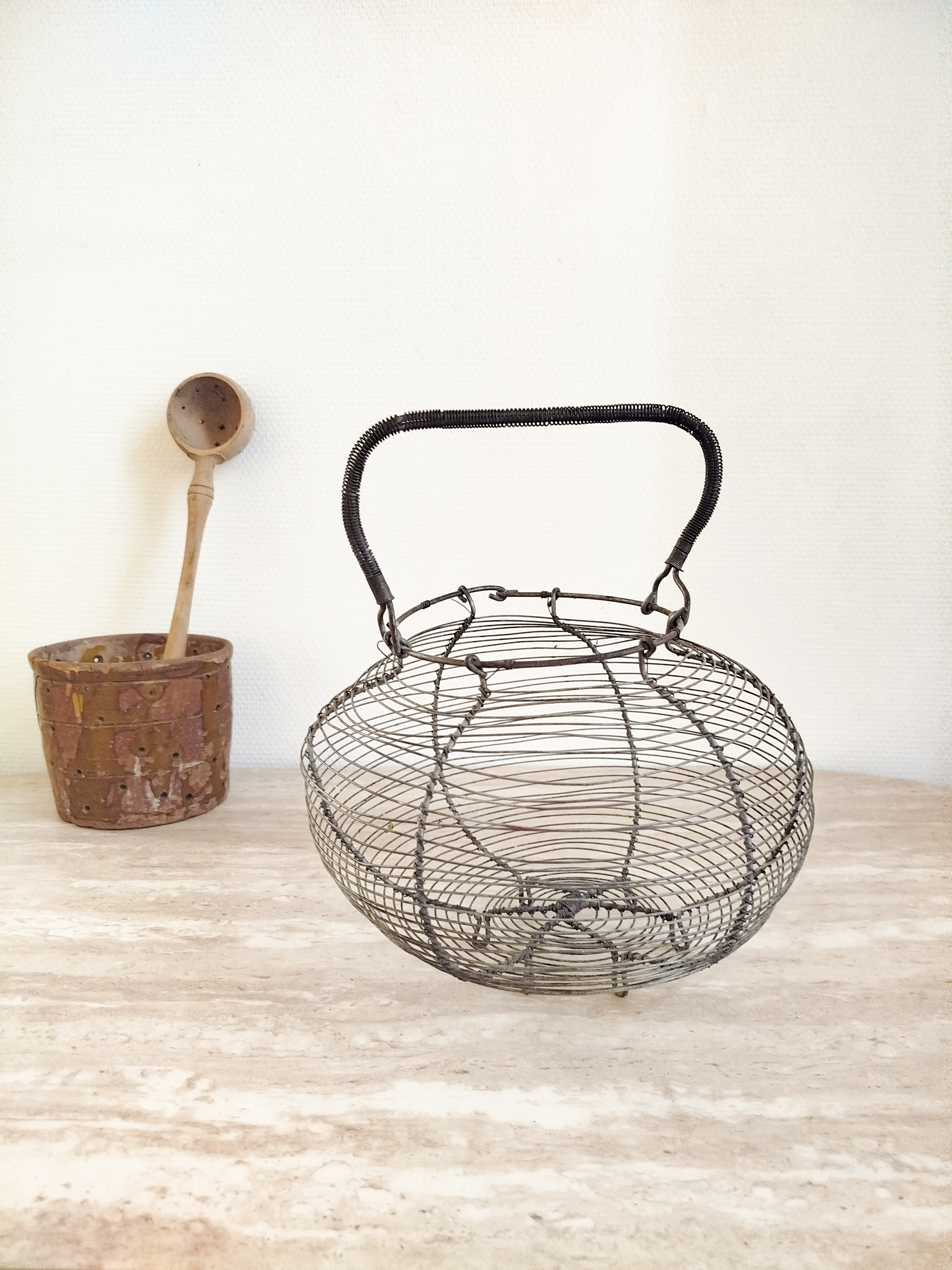 Panier à oeufs en fil de fer