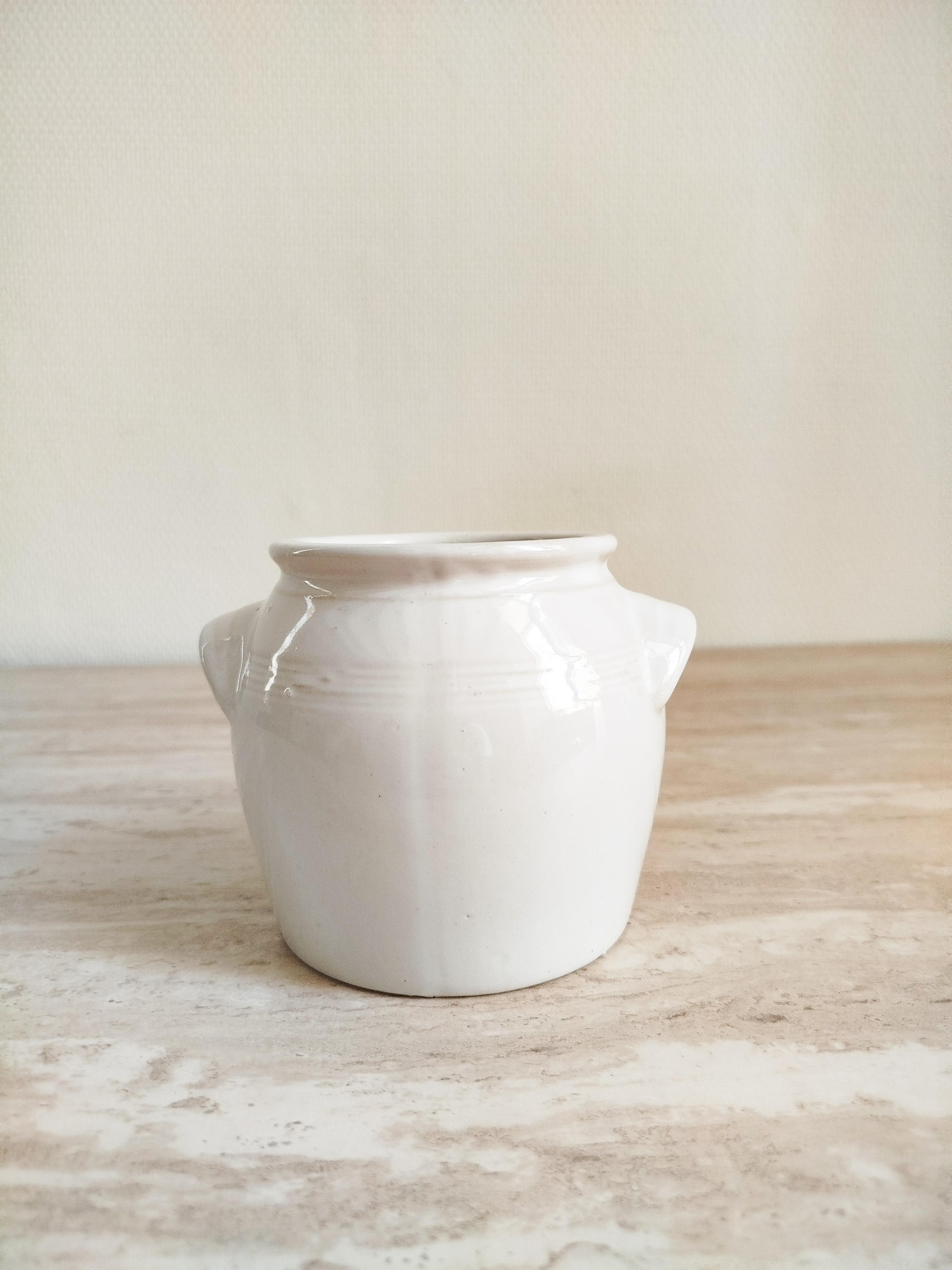 Petit pot en grès 