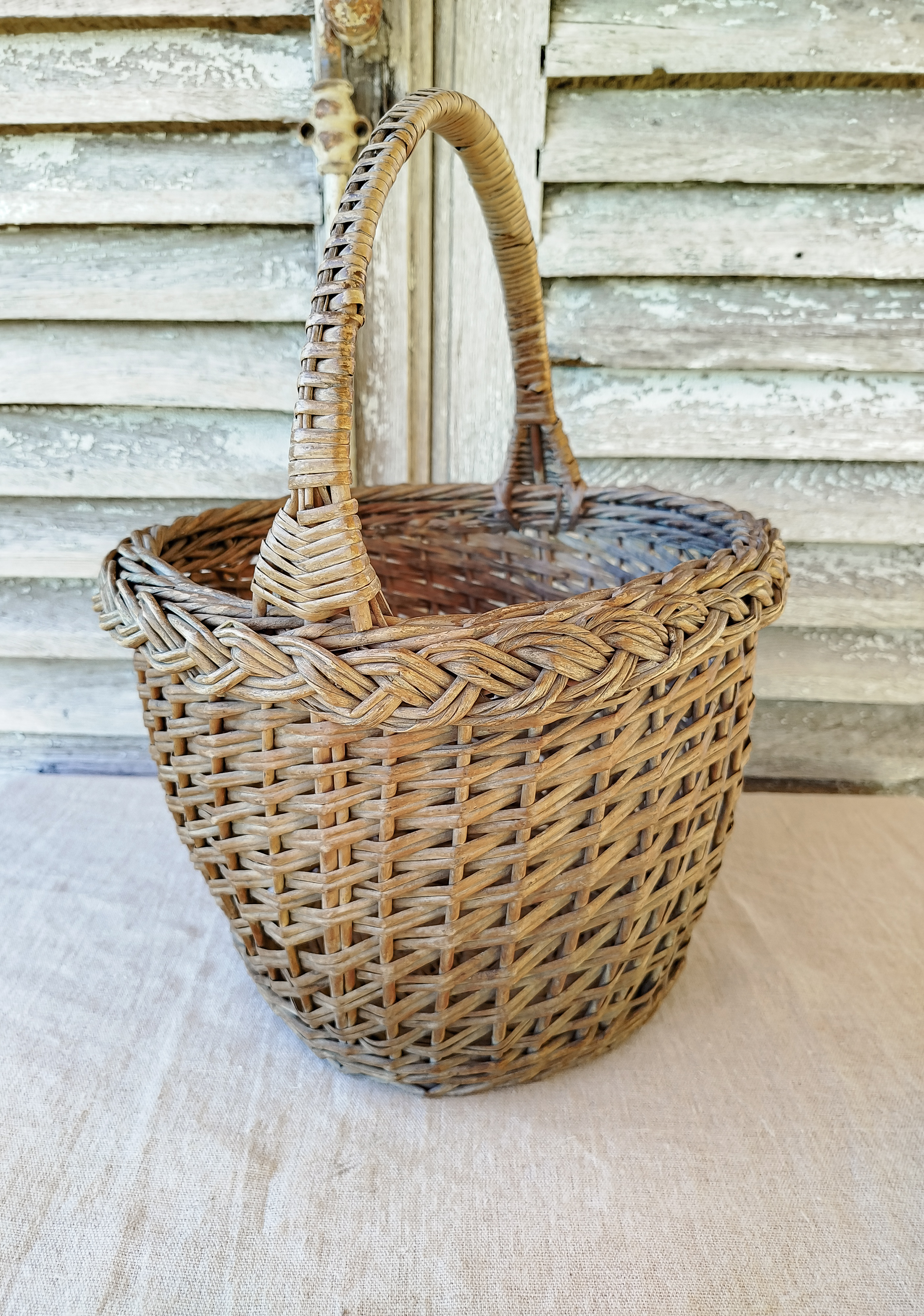 Panier rustique ancien 