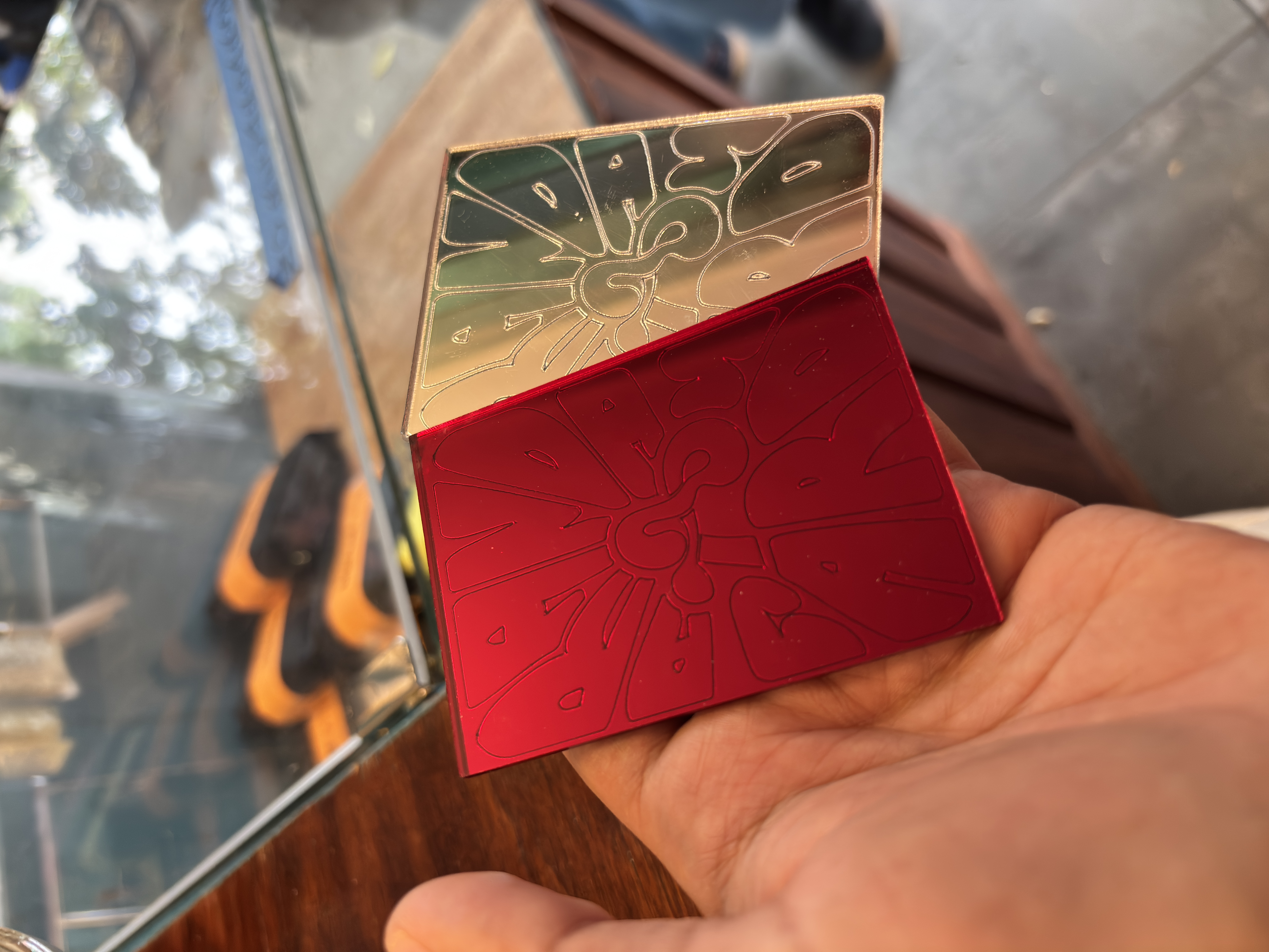 ARANDA CARDS MIRROR TRAINERS (Silver)