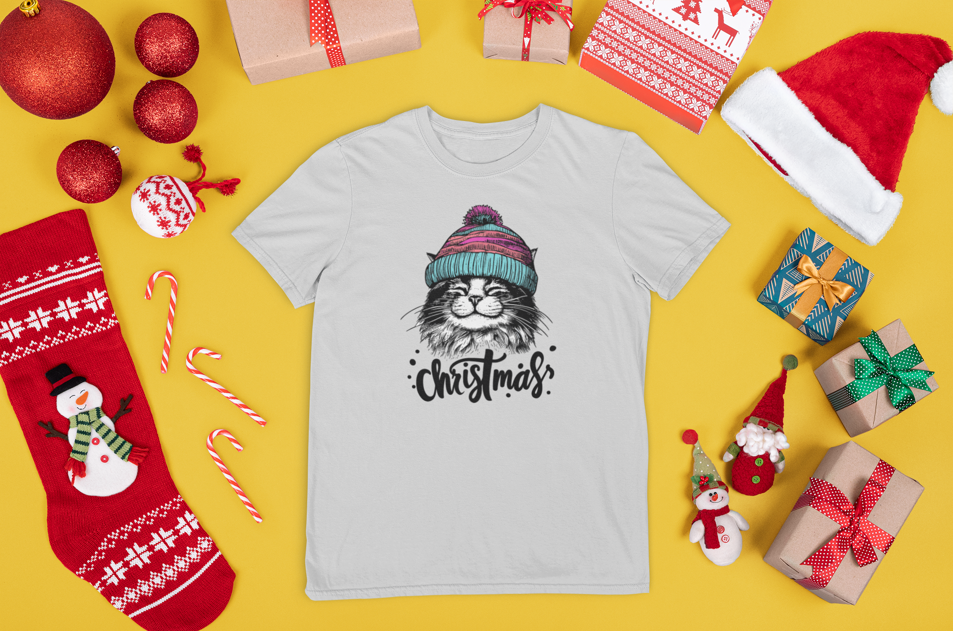 Kalėdiniai marškinėliai su katinu