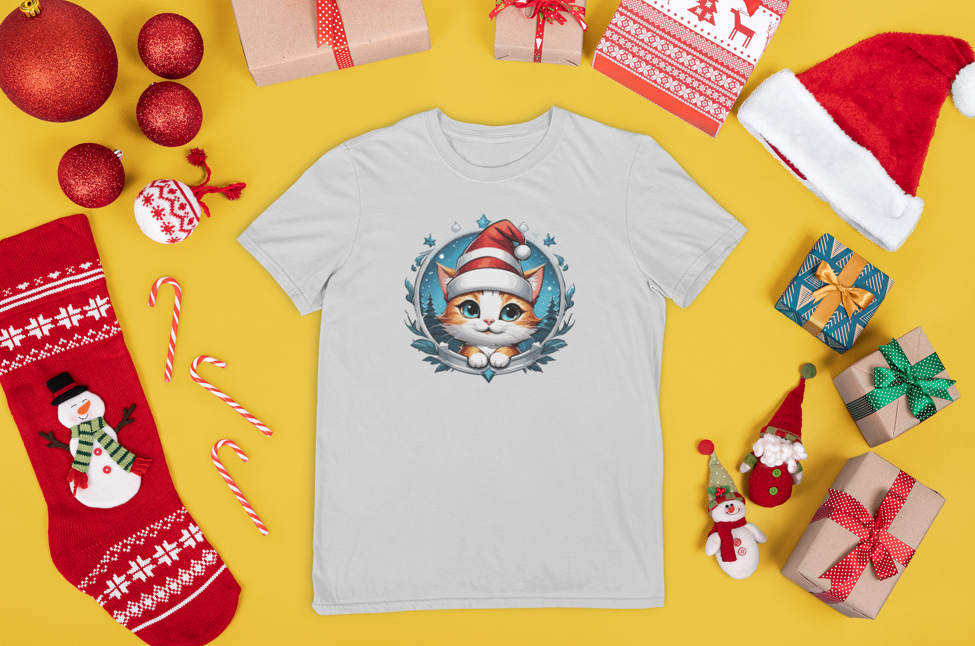 Kalėdiniai marškinėliai su katino paveikslėliu