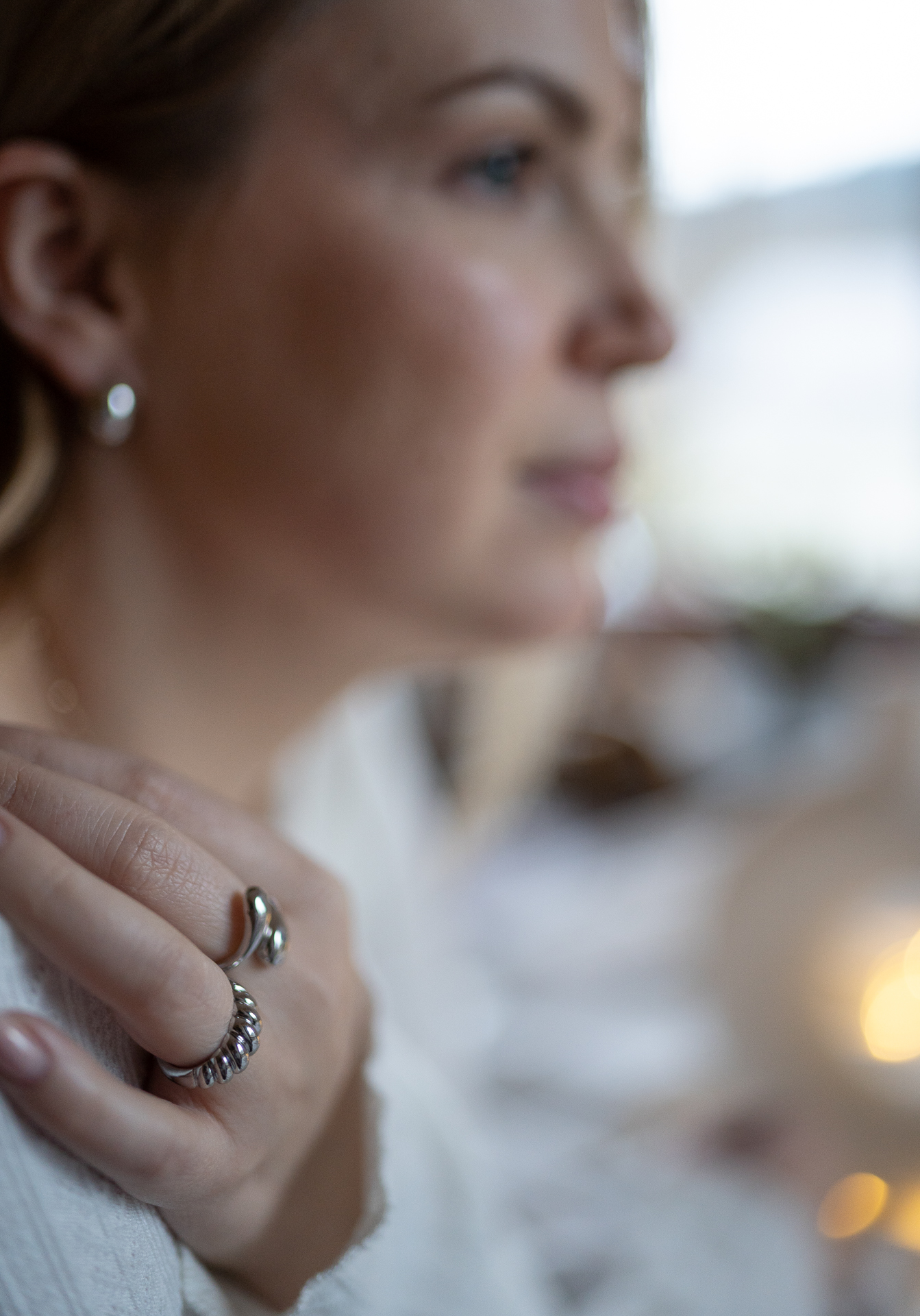 Srebrny pierścionek regulowany Twist Croissant