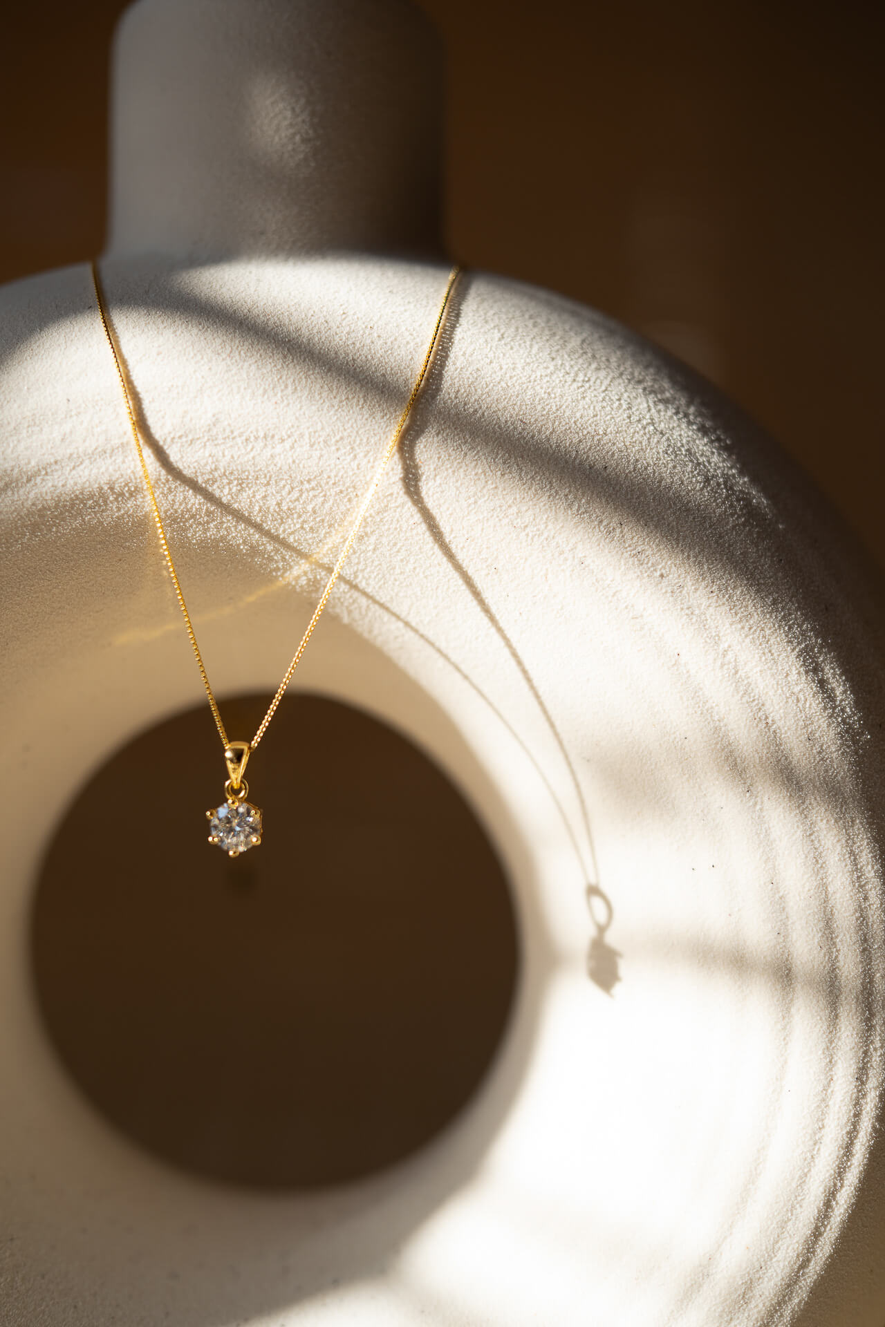 Złoty naszyjnik z moissanitem 1ct