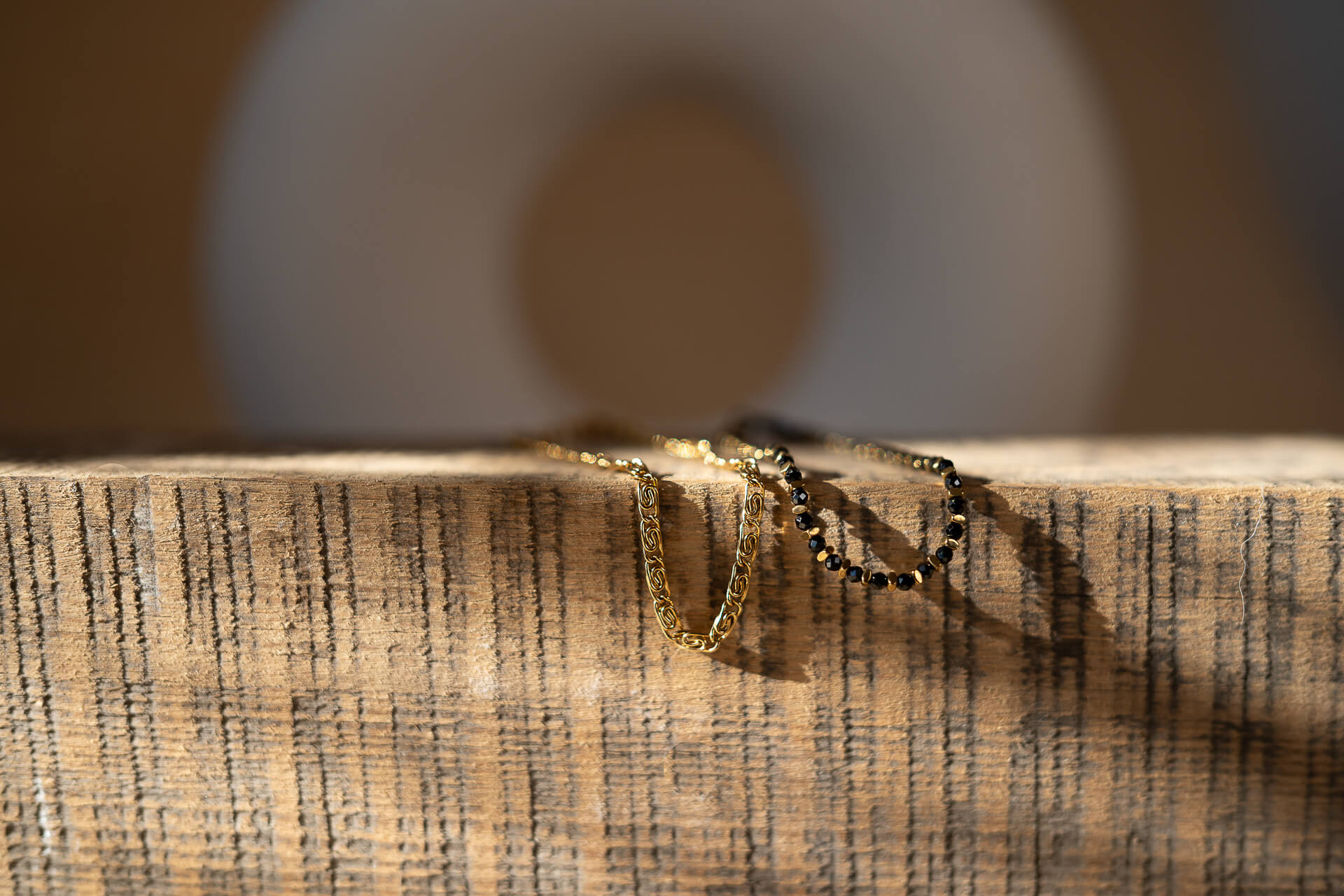 Bransoletka regulowana z czarnymi turmalinami