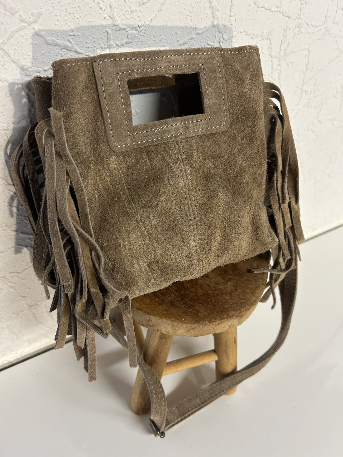 Sac à main en daim avec franges