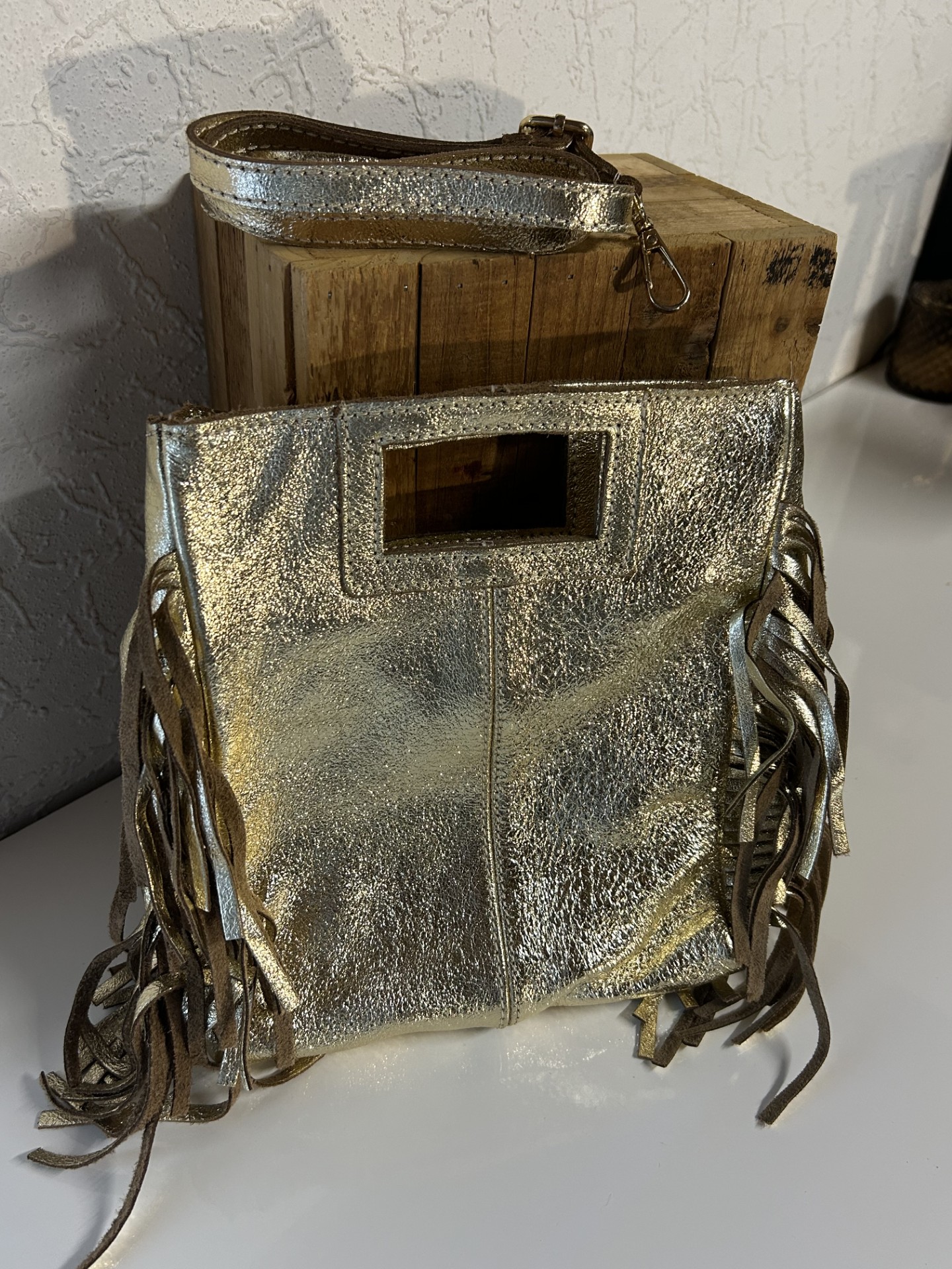 Sac à main cuir doré