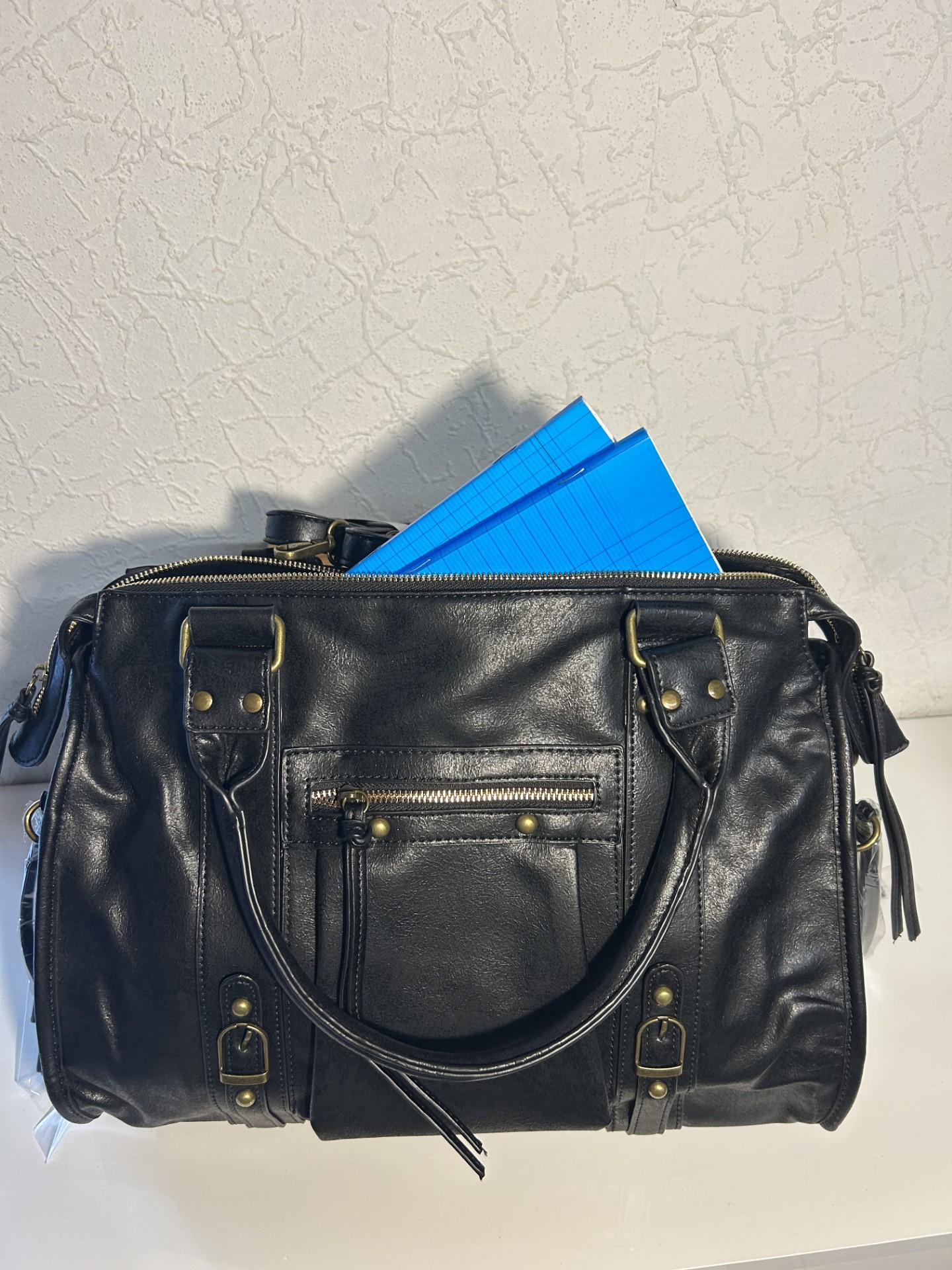 Sac à main XL en simili-cuir noir