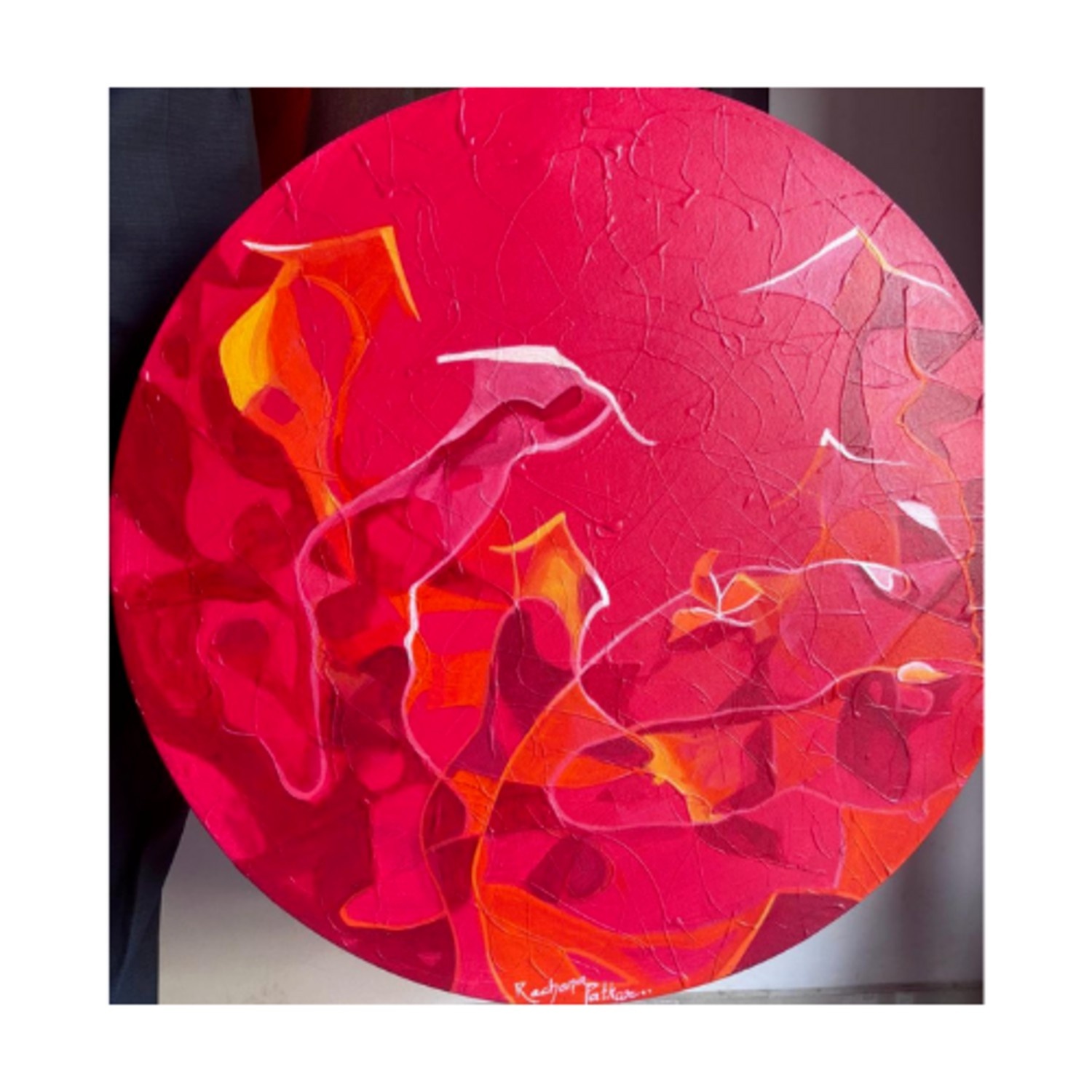 The Quiet Shelter{24" Diameter}