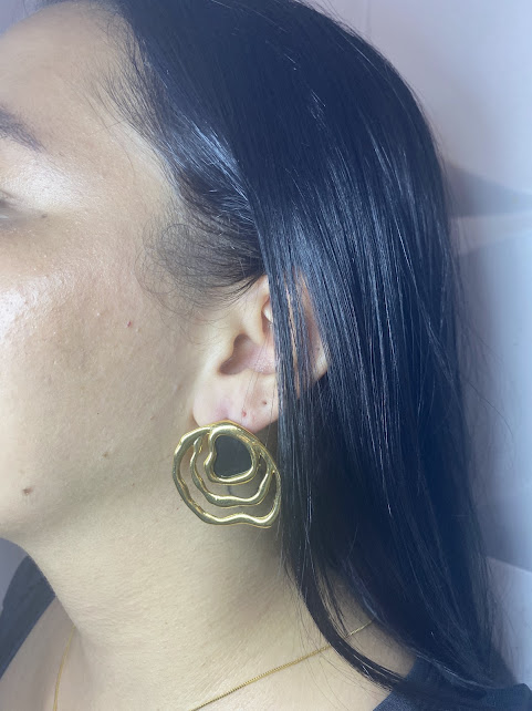 Brinco Linha do Tempo Dourado