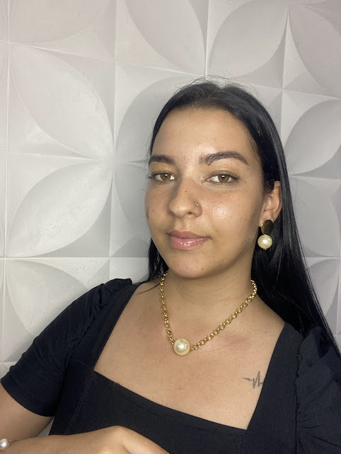 Colar Essência Serena Dourado