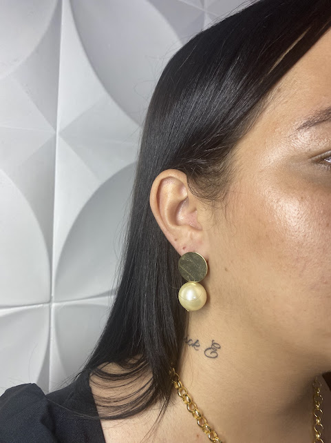 Brinco Essência Serena Dourado