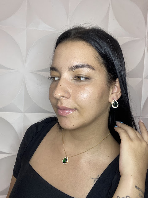 Brinco Aura de Luz Esmeralda