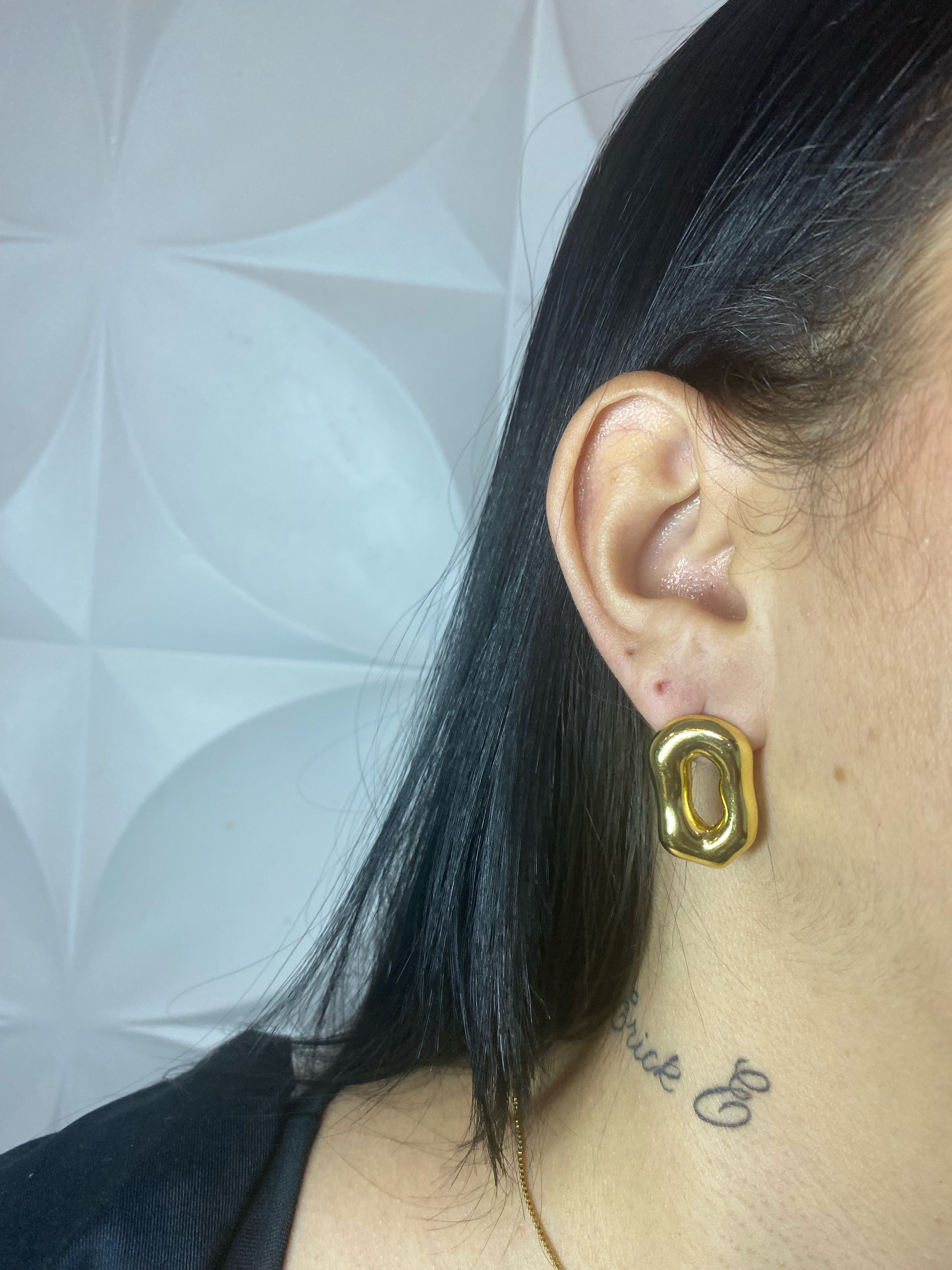 Brinco Círculo Sagrado Dourado