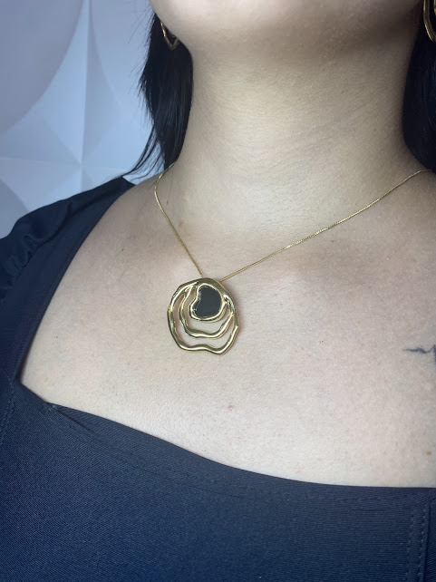 Colar Linha do Tempo Dourado