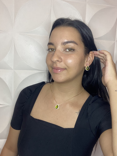 Brinco Aura de Luz Verde