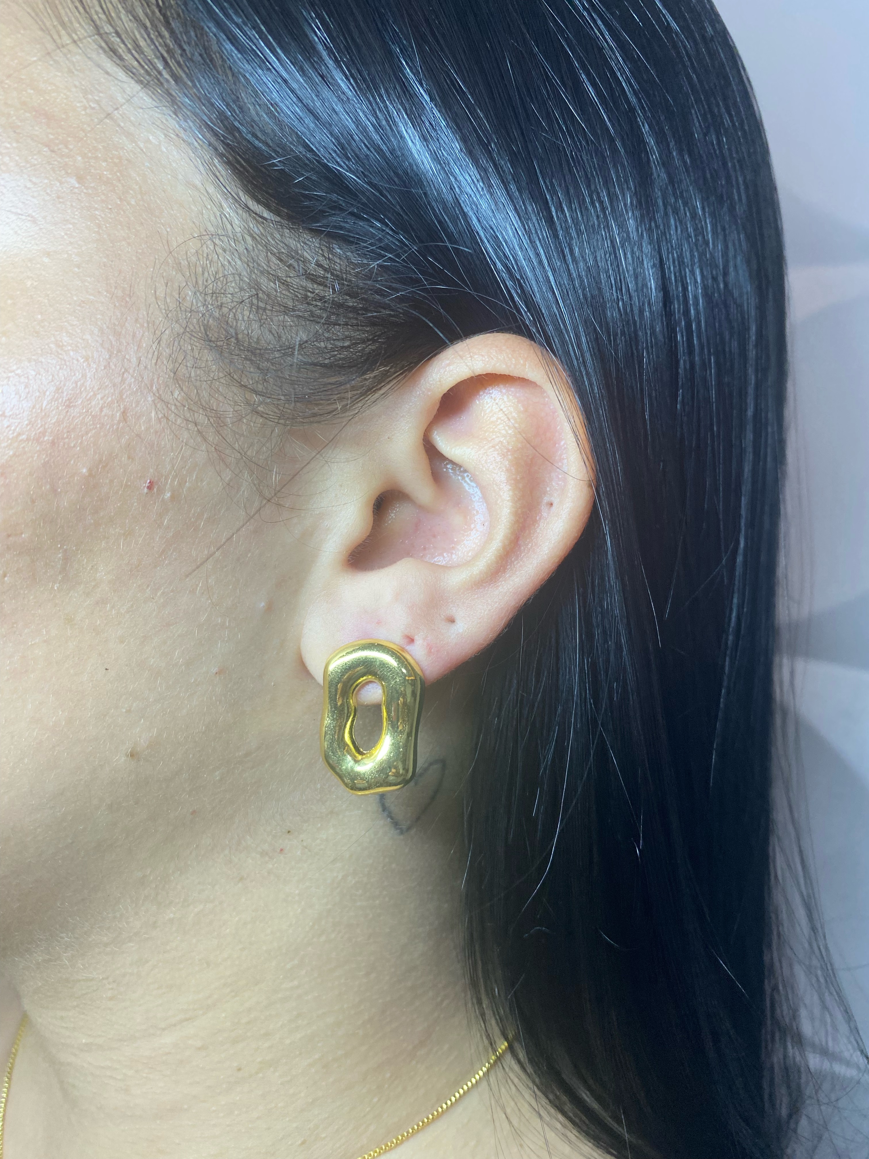 Brinco Círculo Sagrado Dourado