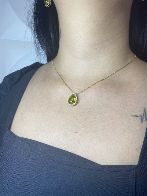 Colar Aura de Luz Verde