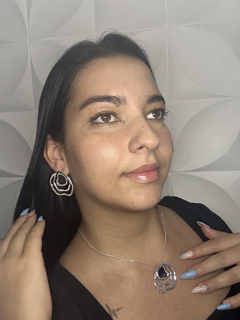 Colar Linha do Tempo Prateado