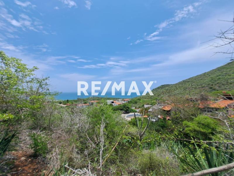 En Venta Terreno y Parcela 