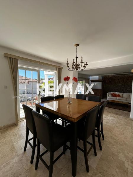 En Venta Casa o TownHouse