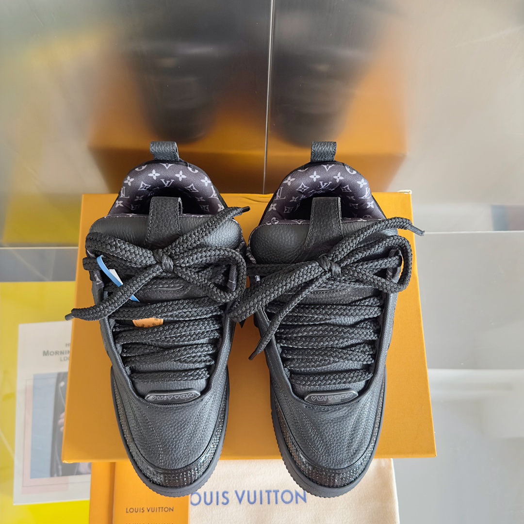 LV Trainer Sneaker