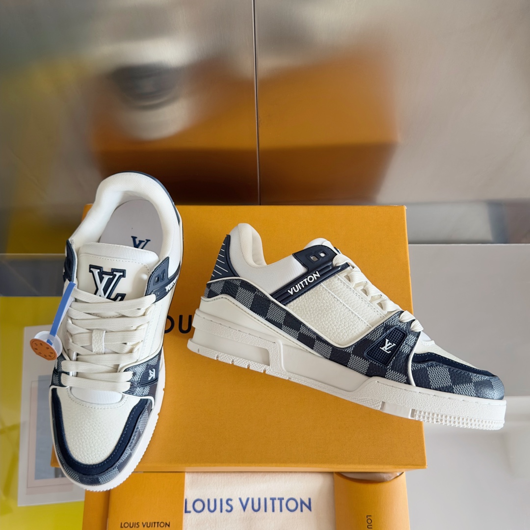 LV Trainer Sneaker