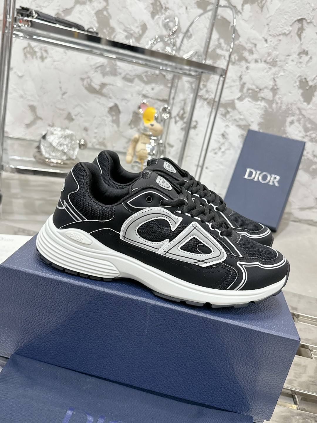 B30 sneakers
