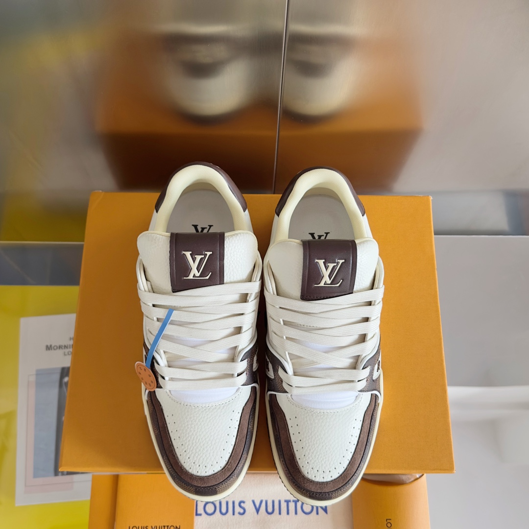 LV Trainer Sneaker