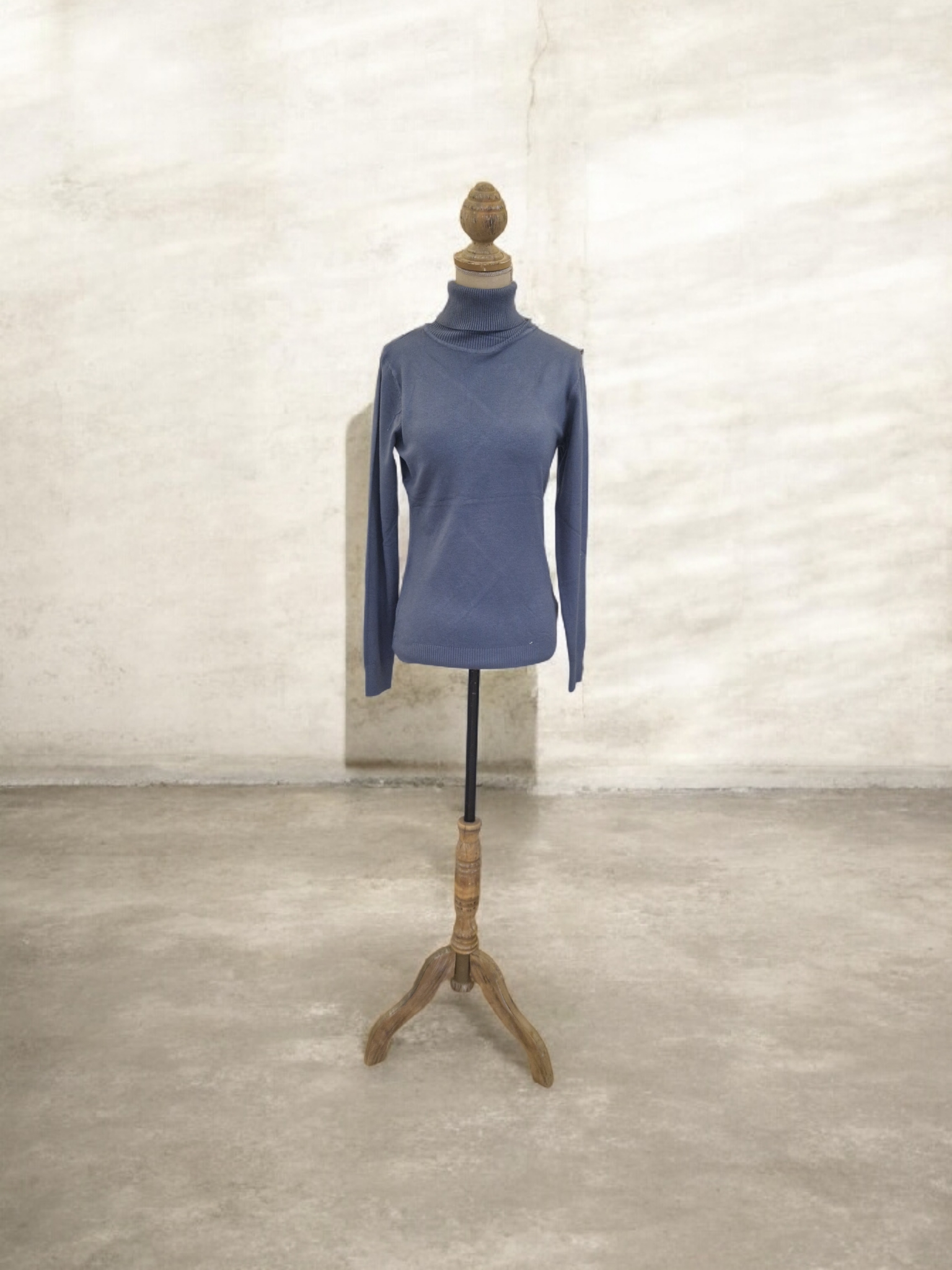 Jersey cuello alto azul