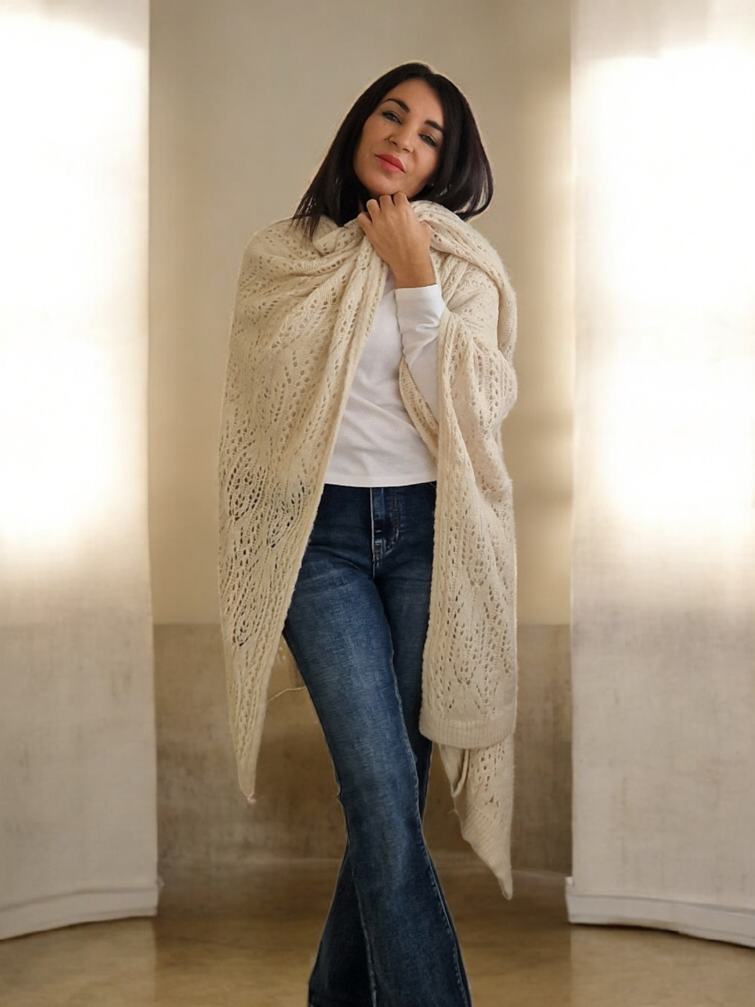 Poncho punto calado beige