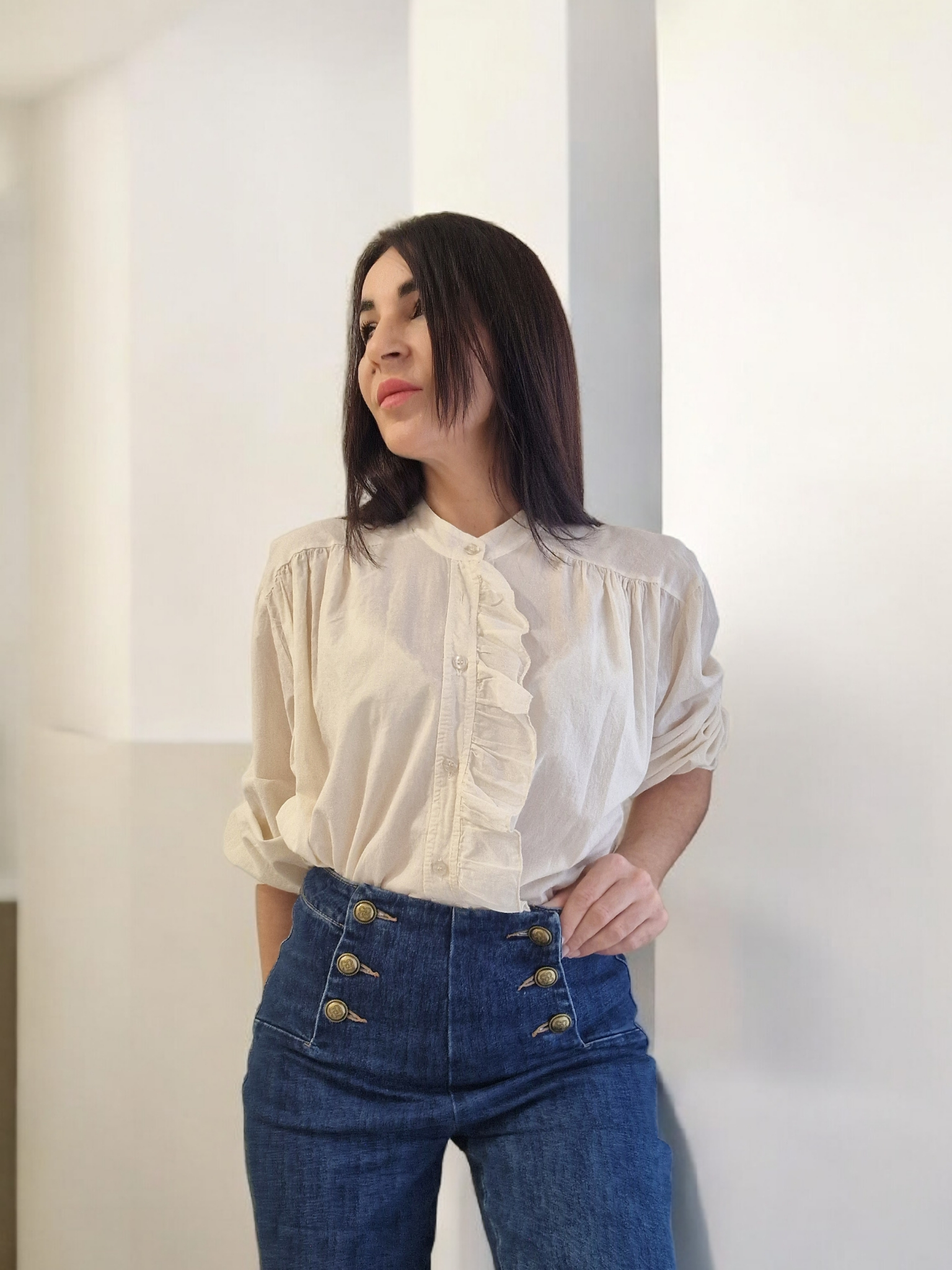 Camisa beige volante