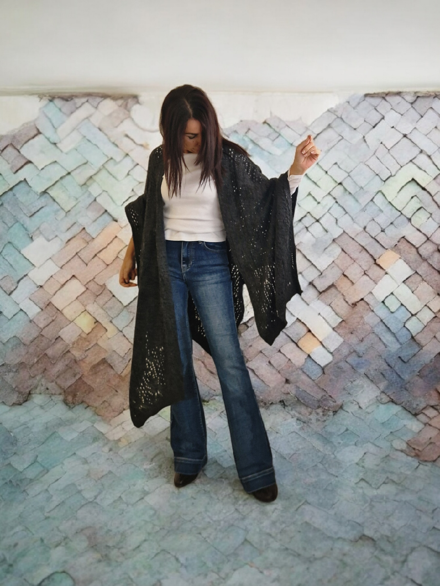 Poncho punto calado gris