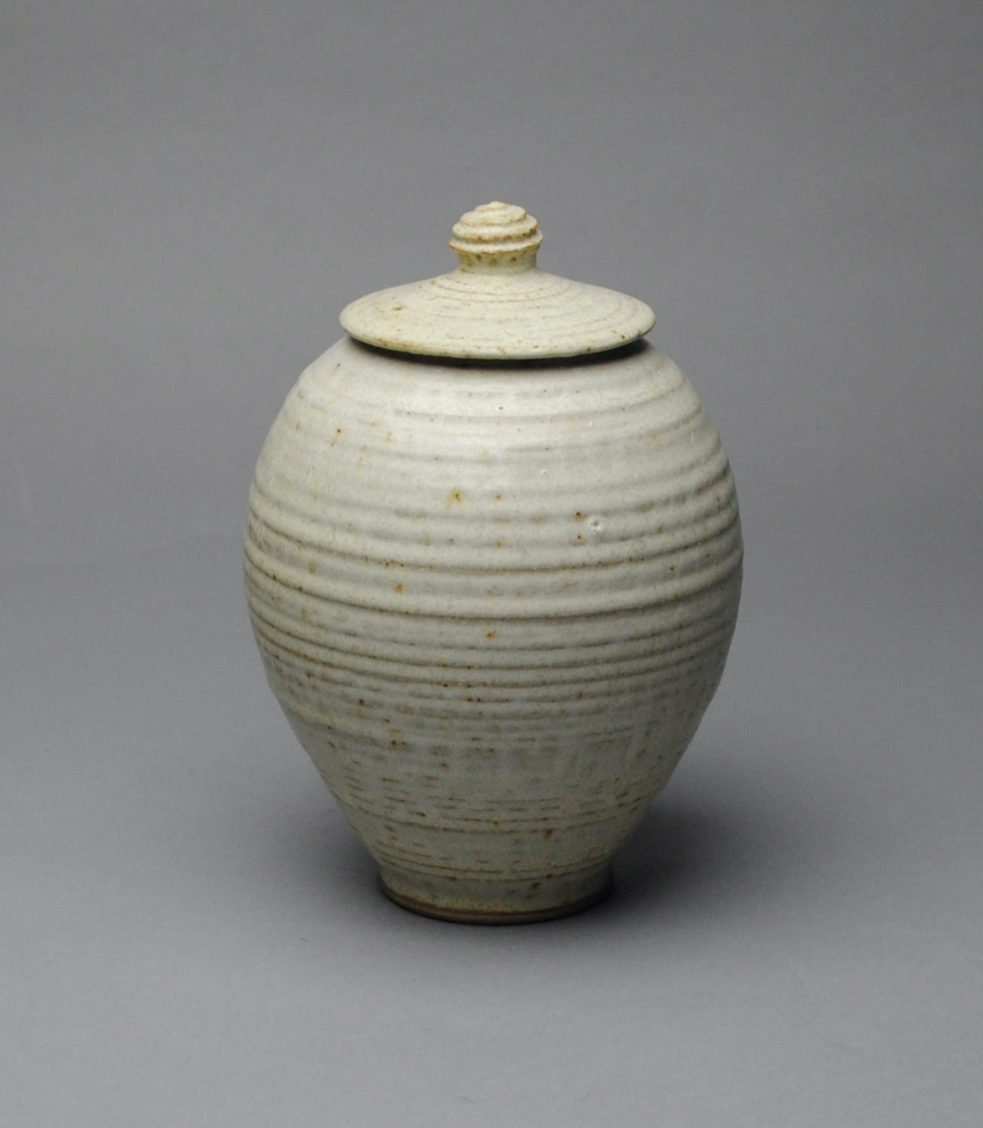 Handmade Porcelain Covered Jar Y 73