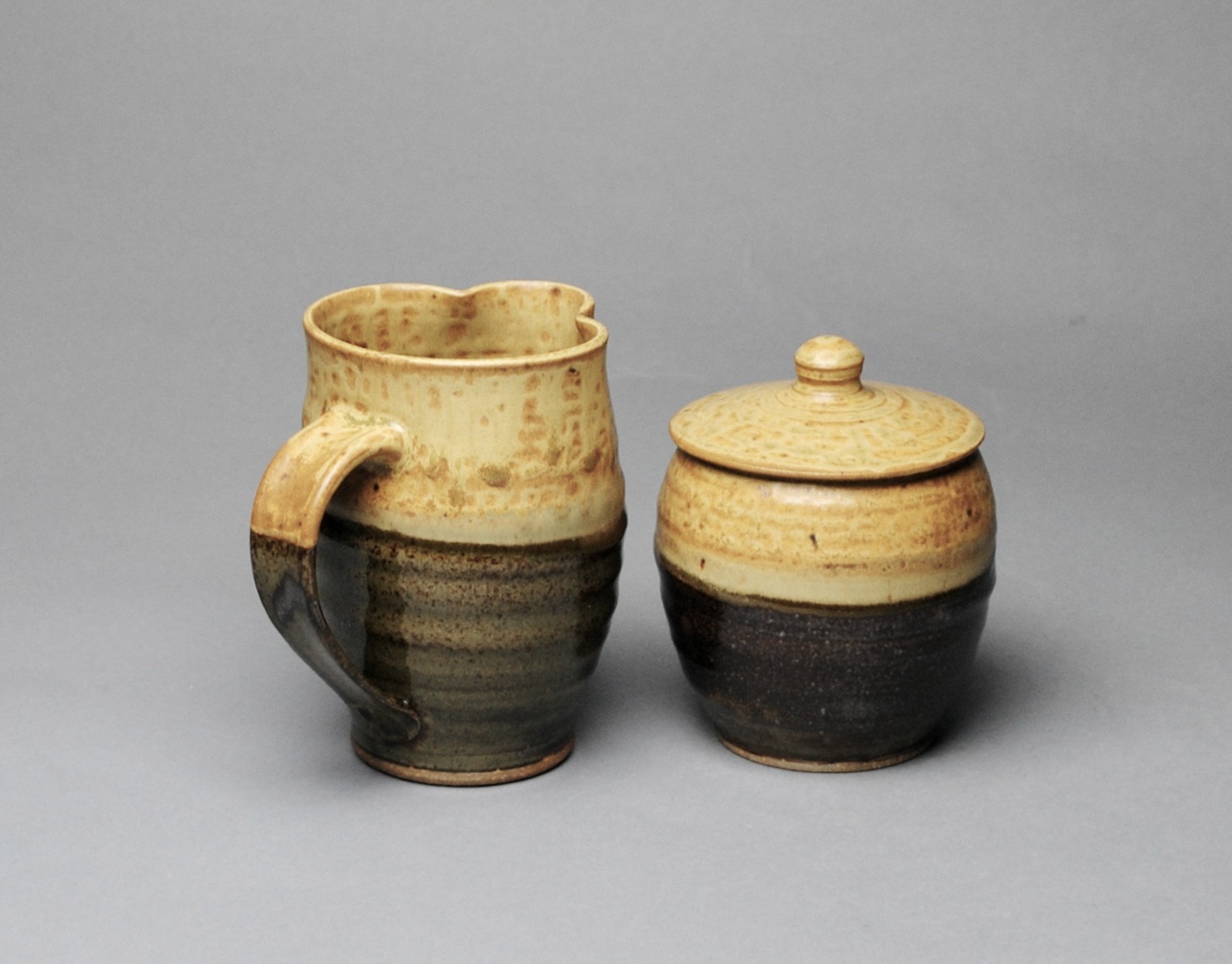 Sugar and Creamer Set Y 88